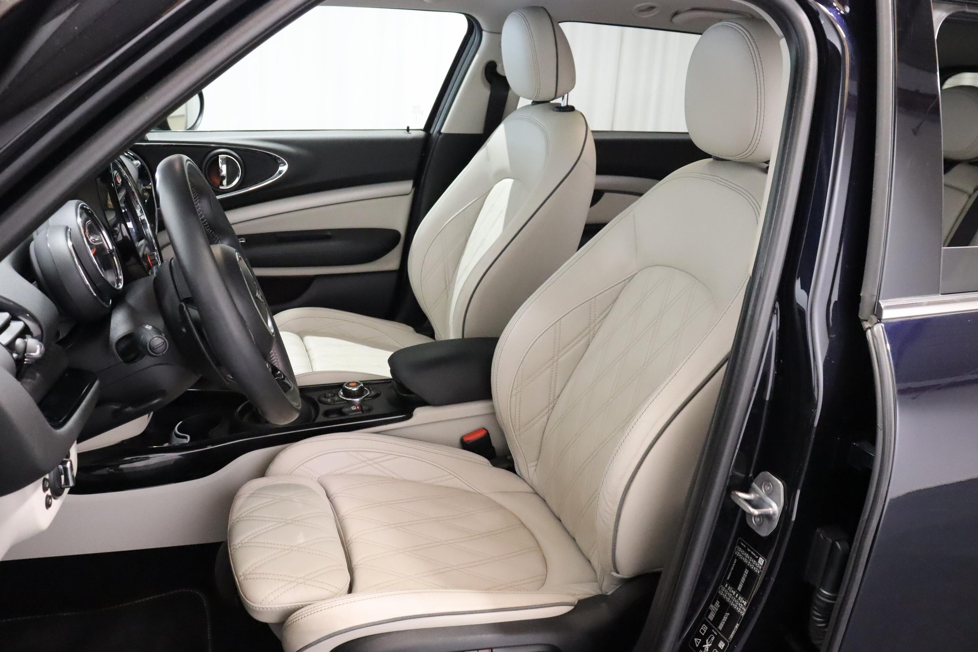 MINI Clubman F54 2.0i Cooper S SAG ALL4-image-5