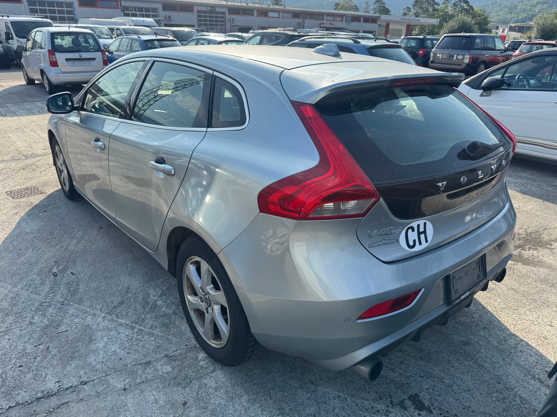 VOLVO V40 T4 R-Design Powershift-image-3