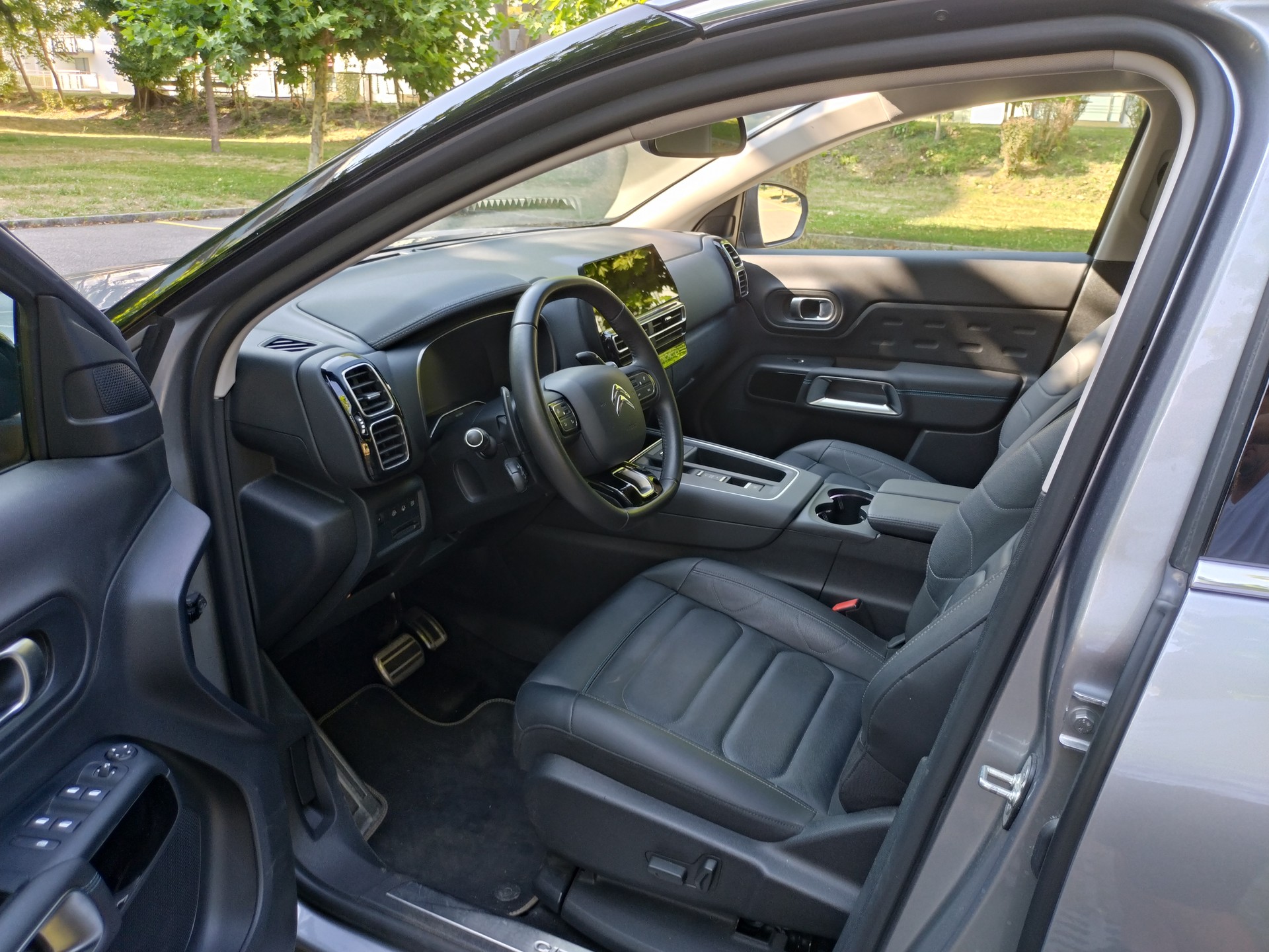 CITROEN 1.6 Plug-in Hybrid Shine-image-4