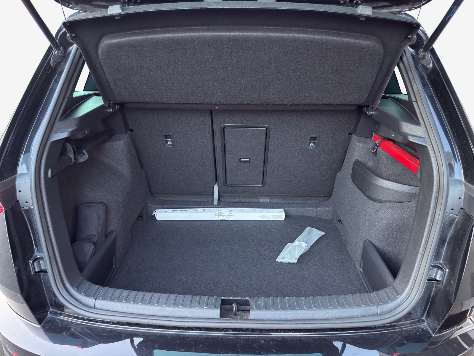 SKODA Karoq 2.0 TSI SportLine 4x4 DSG-image-12