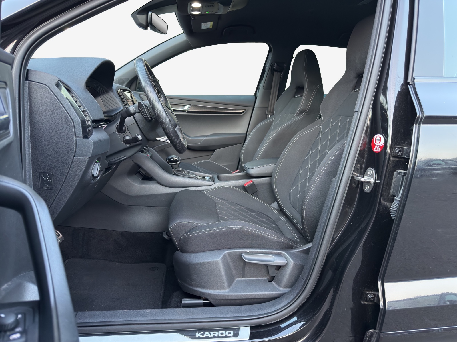 SKODA Karoq 2.0 TSI SportLine 4x4 DSG-image-7