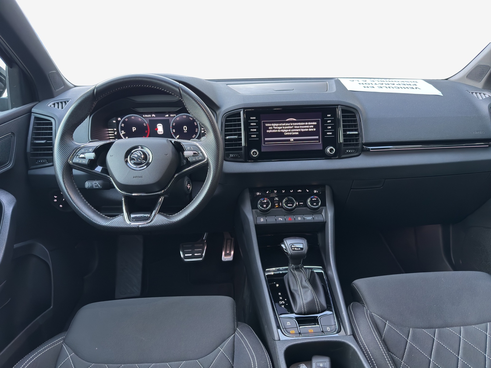 SKODA Karoq 2.0 TSI SportLine 4x4 DSG-image-8