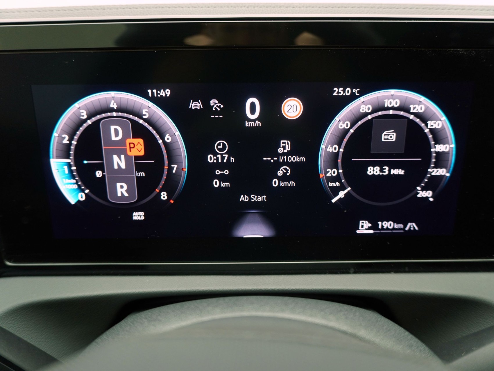 VW Tiguan 2.0 TSI DSG R-Line Black Style 4Motion-image-15
