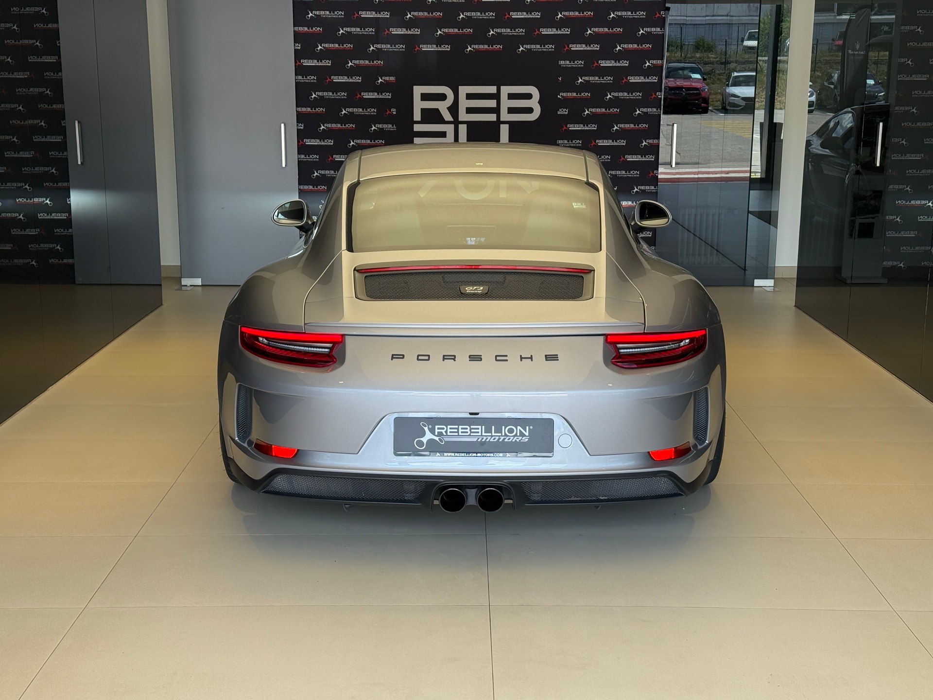 PORSCHE 911 GT3-image-7