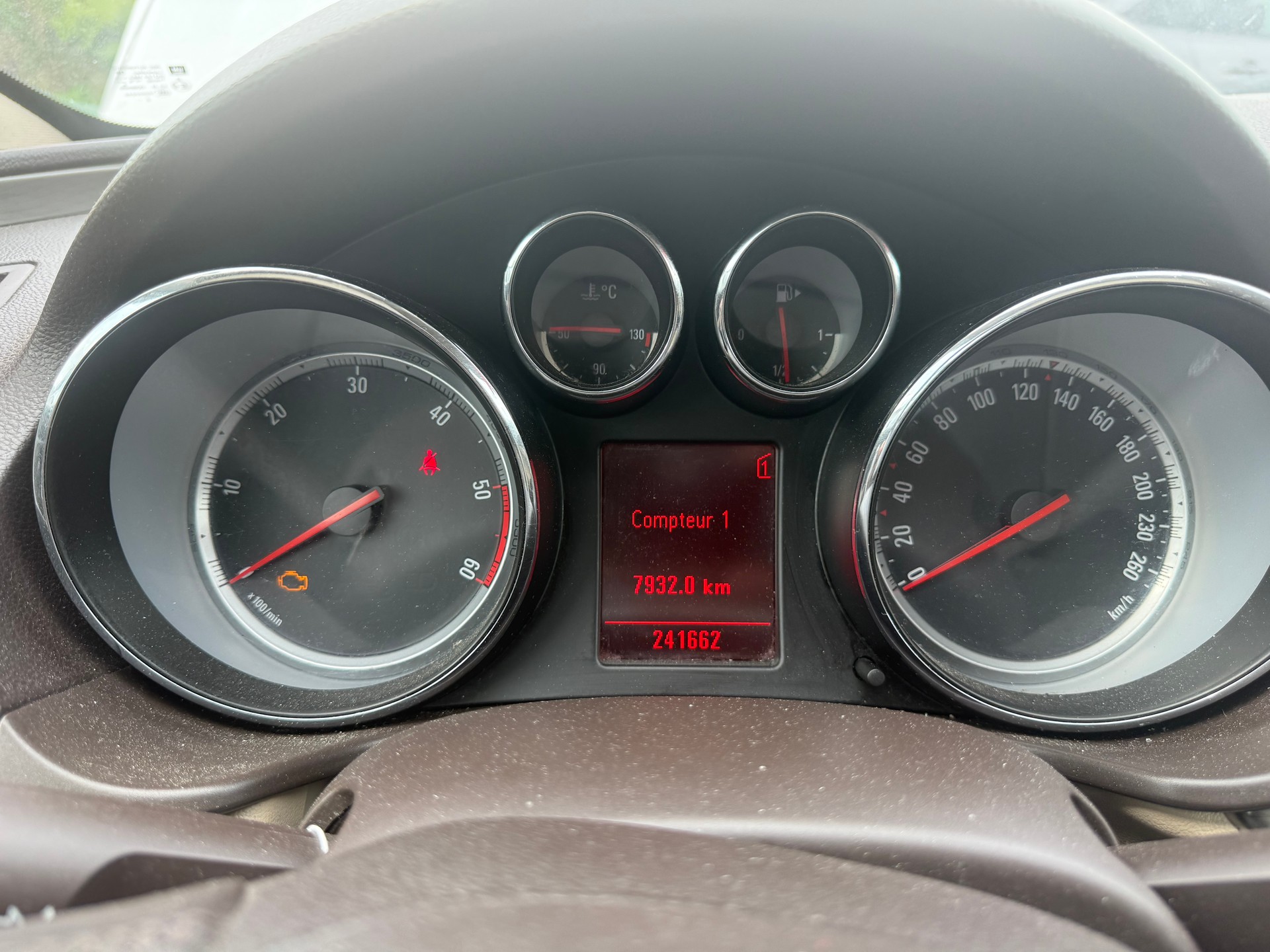 OPEL Insignia 2.0 CDTI-image-10