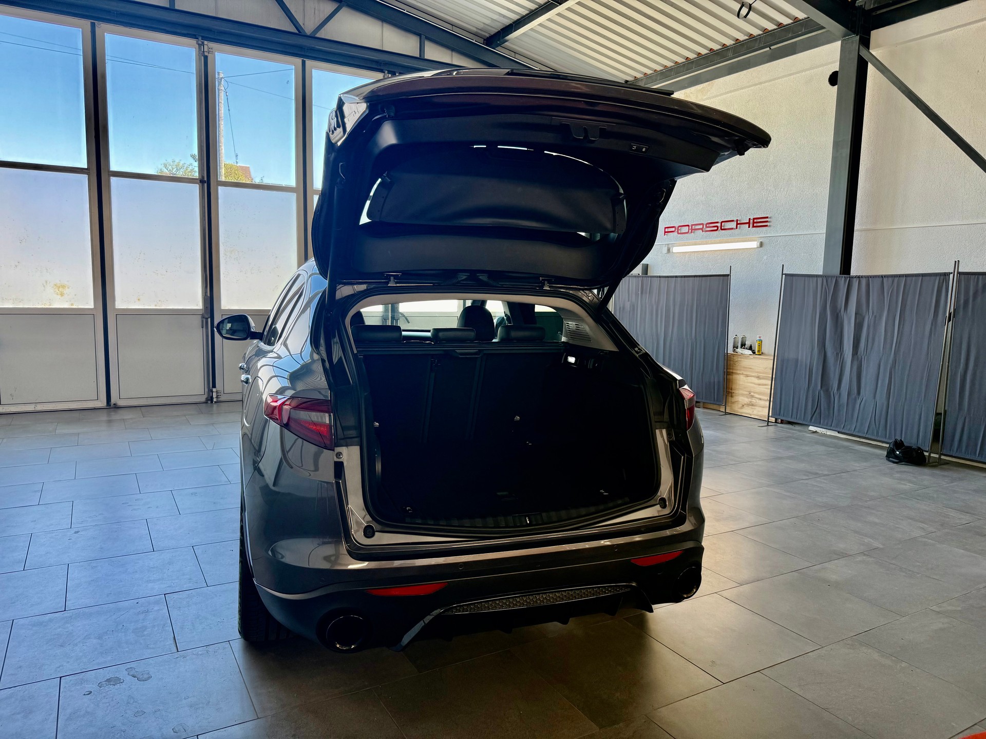 ALFA ROMEO Stelvio 2.0 Super Q4 Sport Automatic-image-5