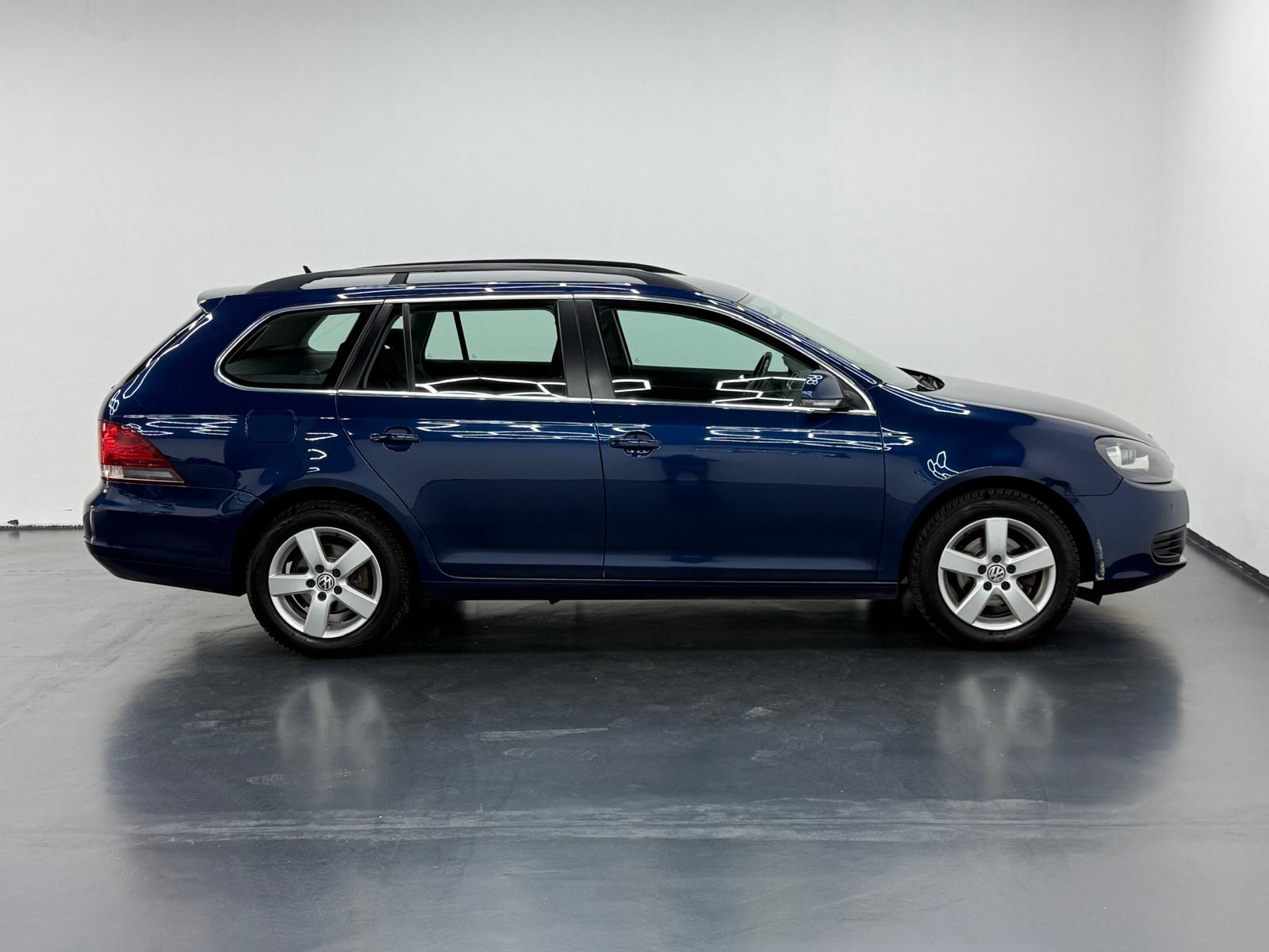 VW Golf 1.2 TSI Team-image-3
