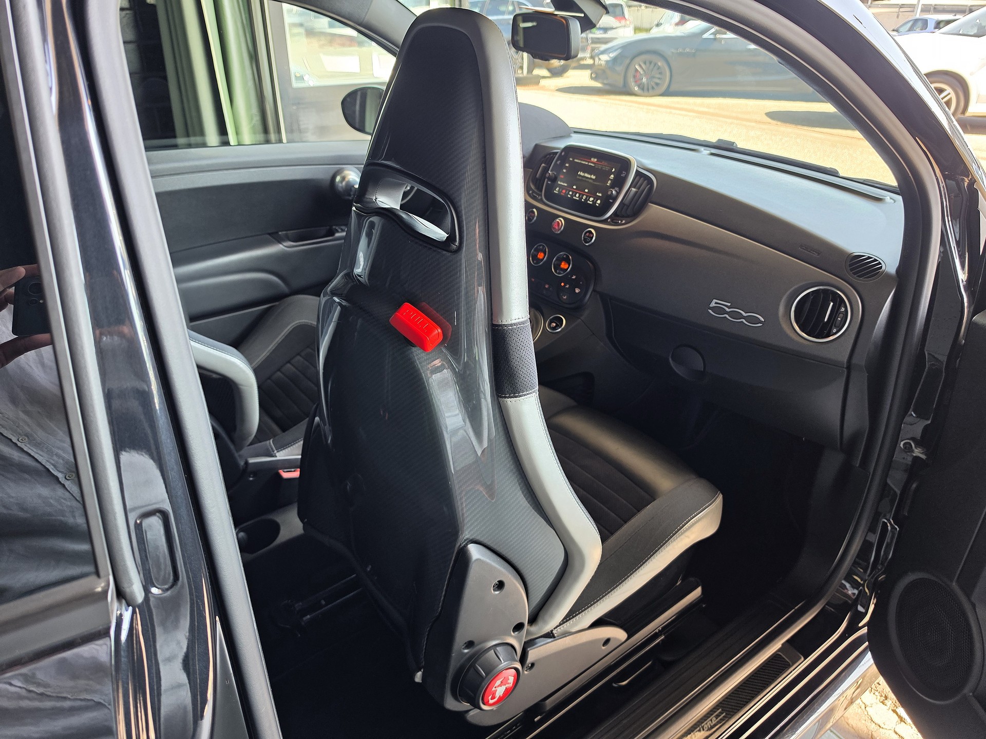 FIAT 595 1.4 16V Turbo Abarth Competizione-image-11