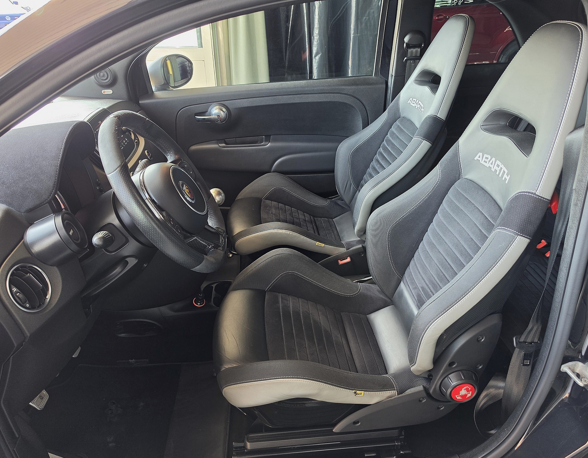 FIAT 595 1.4 16V Turbo Abarth Competizione-image-9