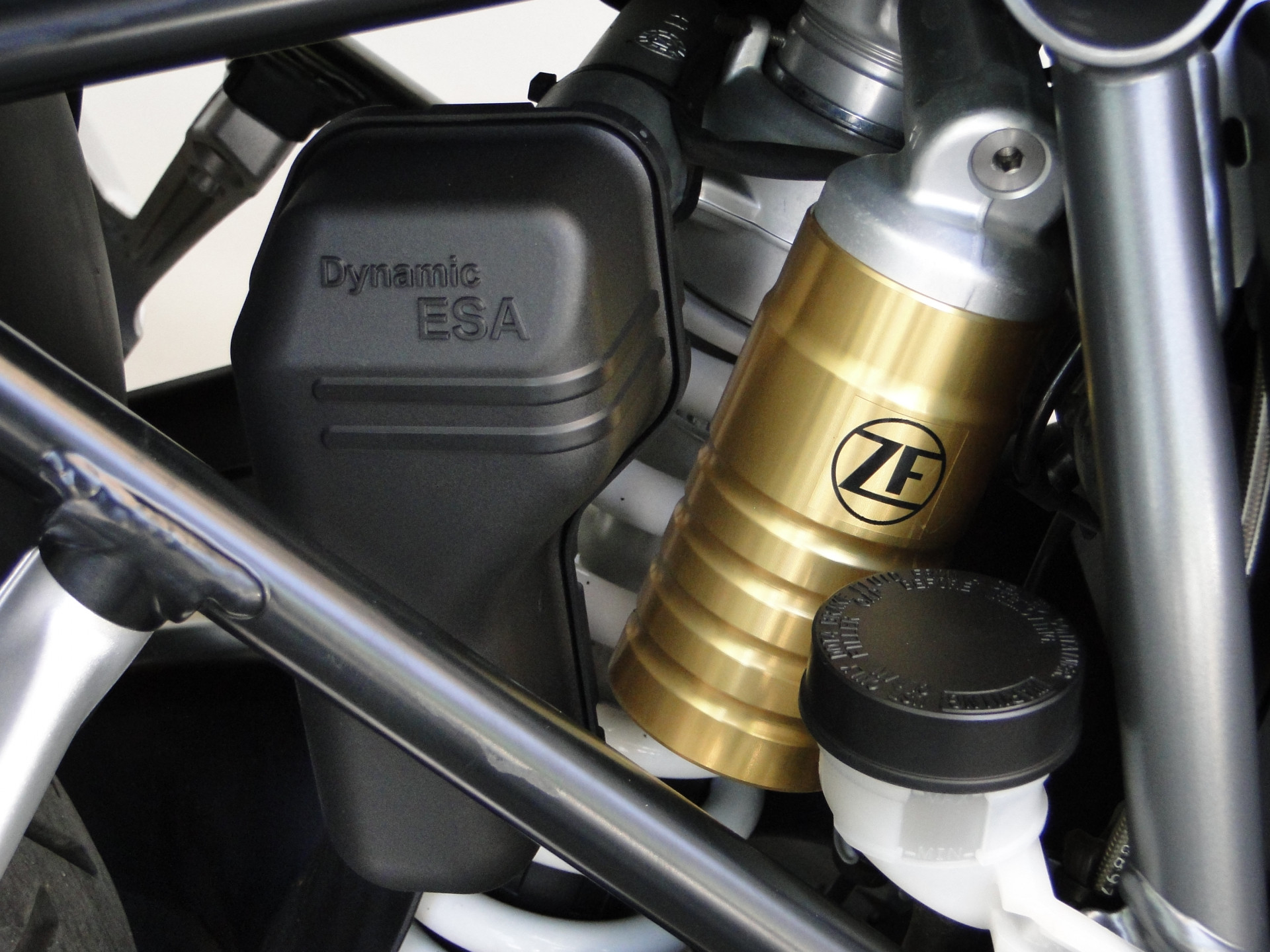BMW R 1250 GS Triple Black-image-7