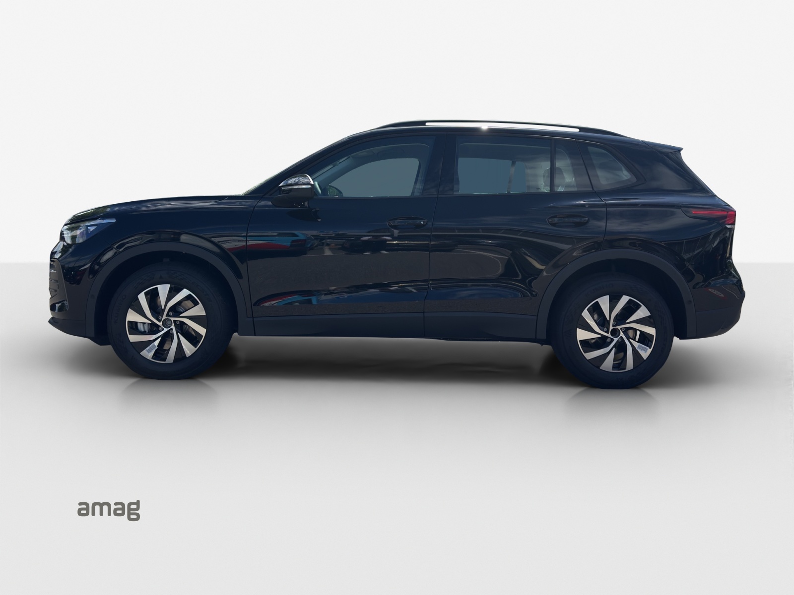 VW Tiguan 2.0 TDI SCR Life DSG-showroom-element-1