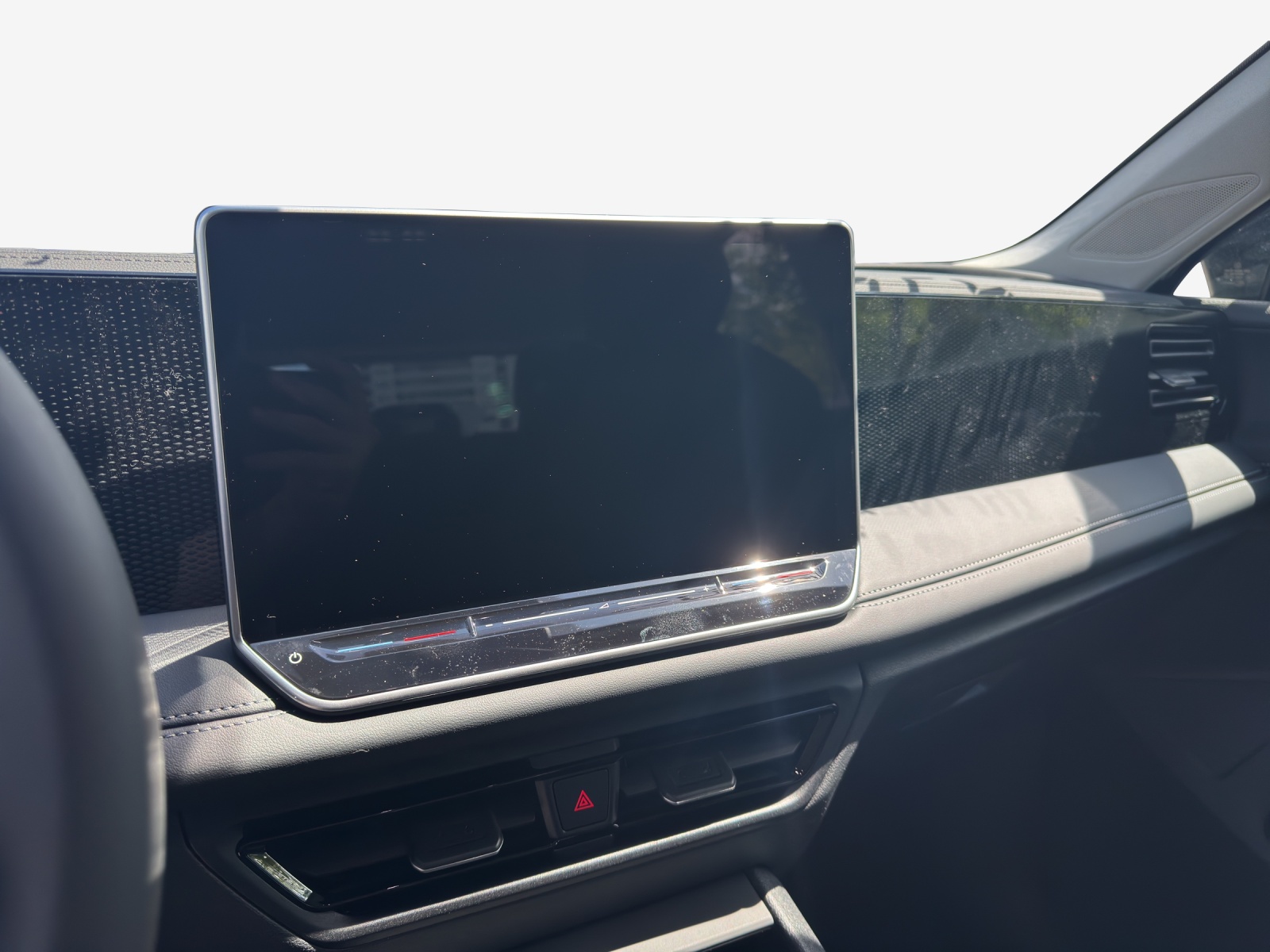 VW Tiguan 2.0 TDI SCR Life DSG-image-10