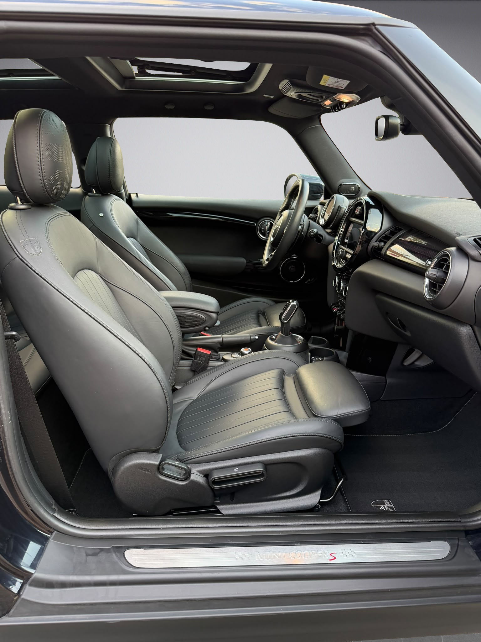 MINI Cooper S Steptronic DKG-image-12