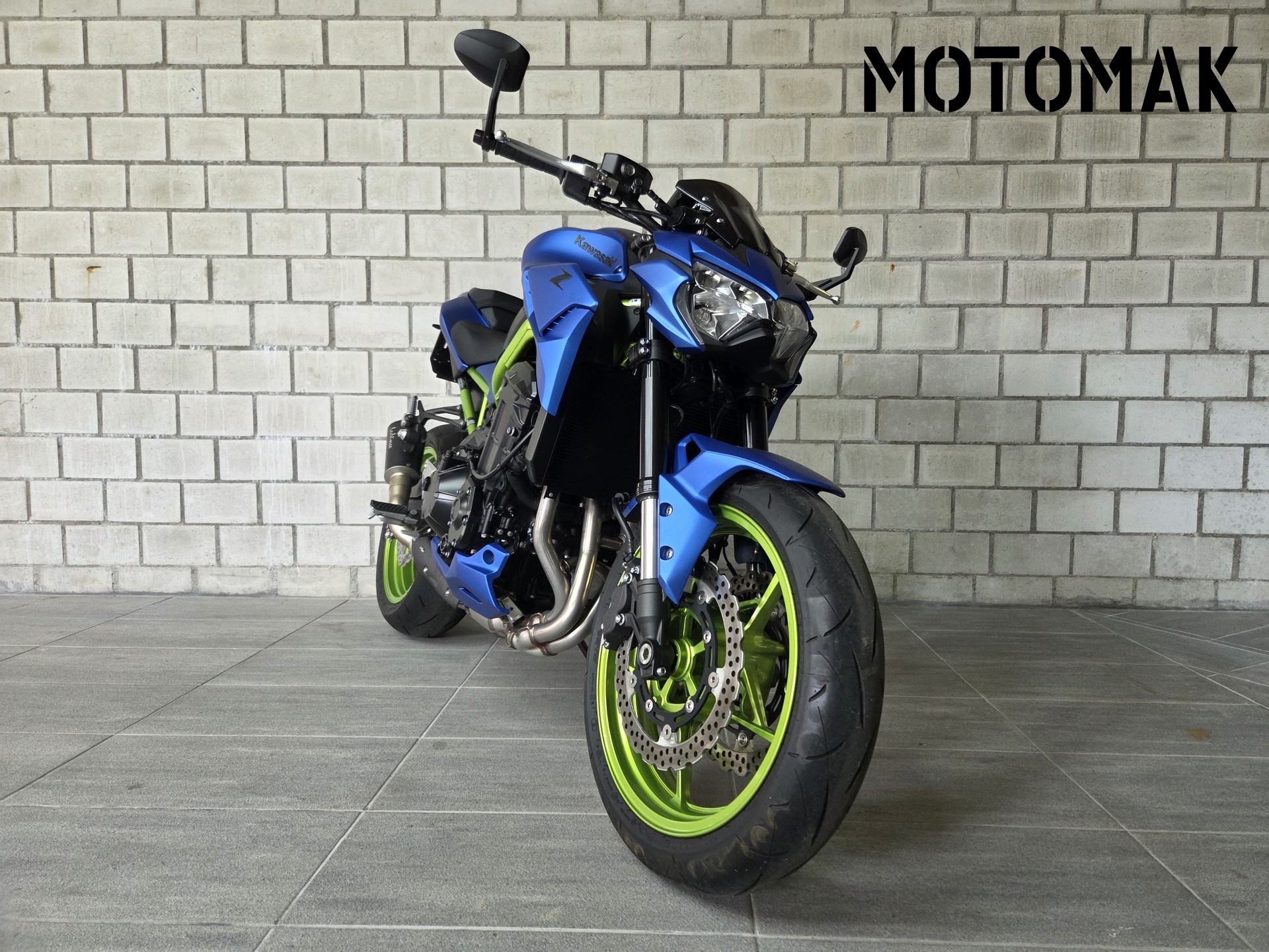 KAWASAKI Z 900