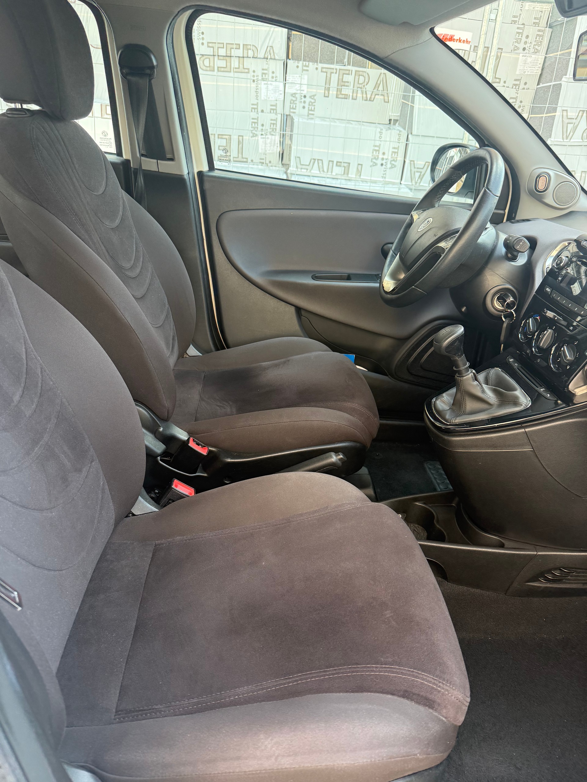 LANCIA Ypsilon 0.9 TwinAir Gold DFN-image-7
