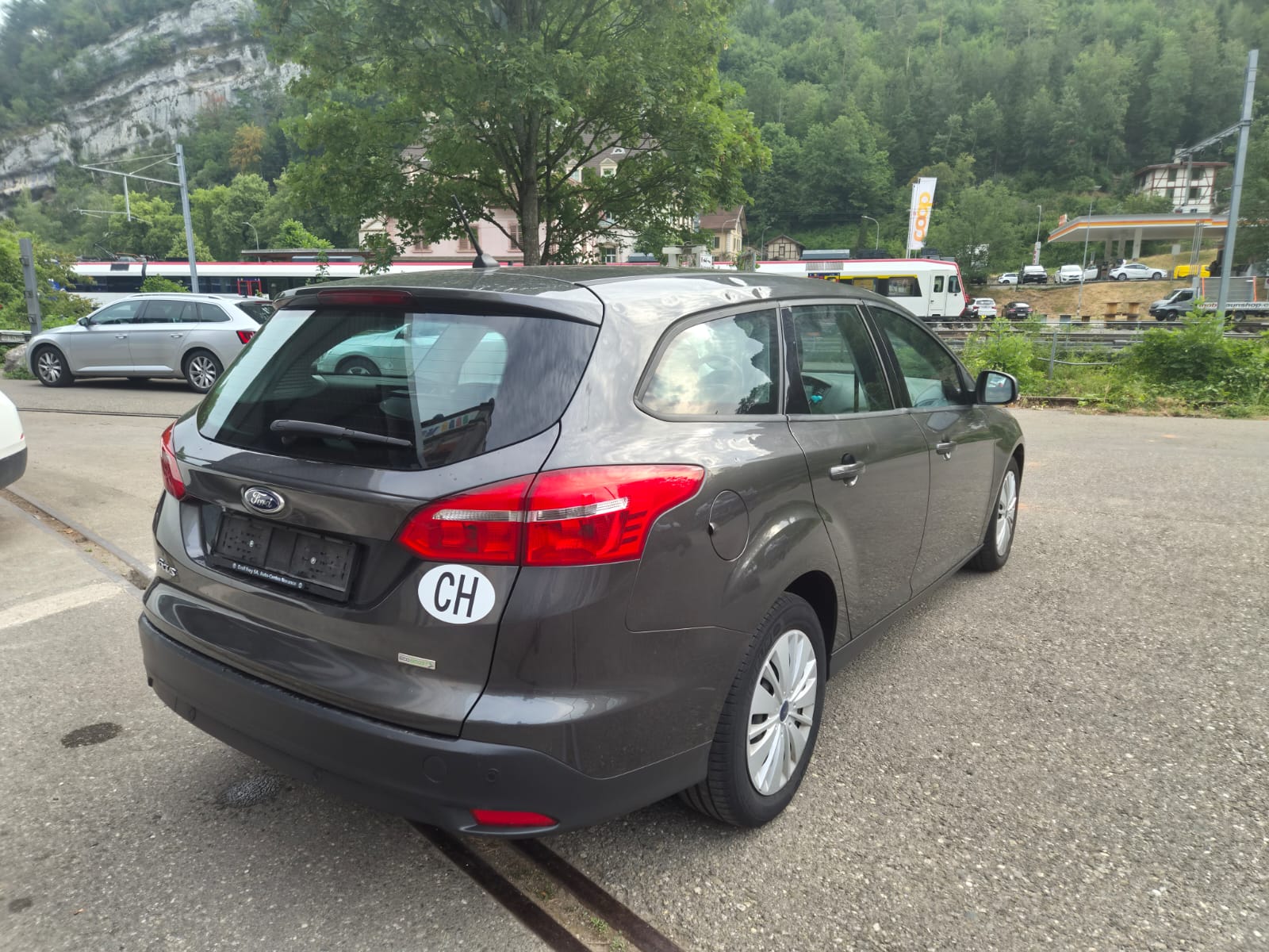 FORD Focus 1.0 SCTi Business-image-4