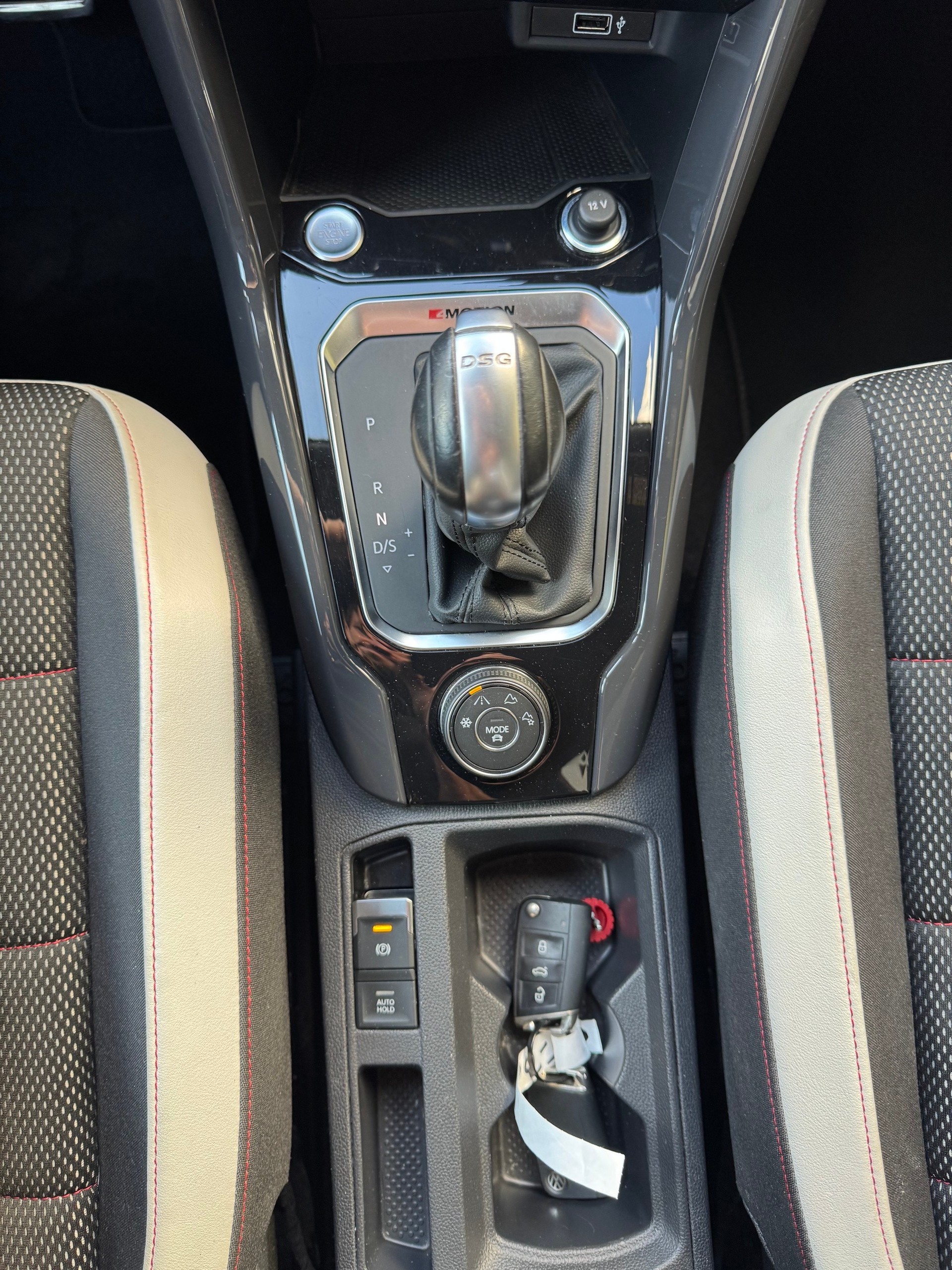 VW T-Roc 2.0 TSI Sport DSG 4Motion-image-20