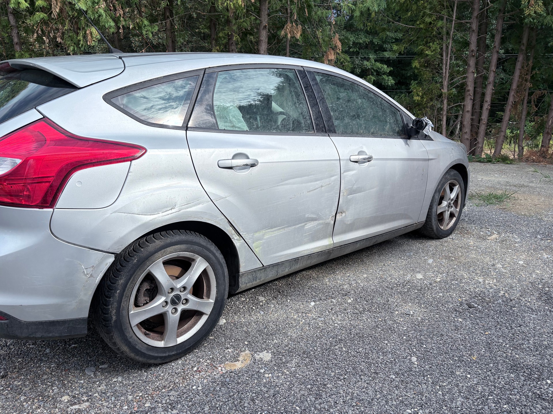 FORD Focus 1.6i VCT Titanium-image-5