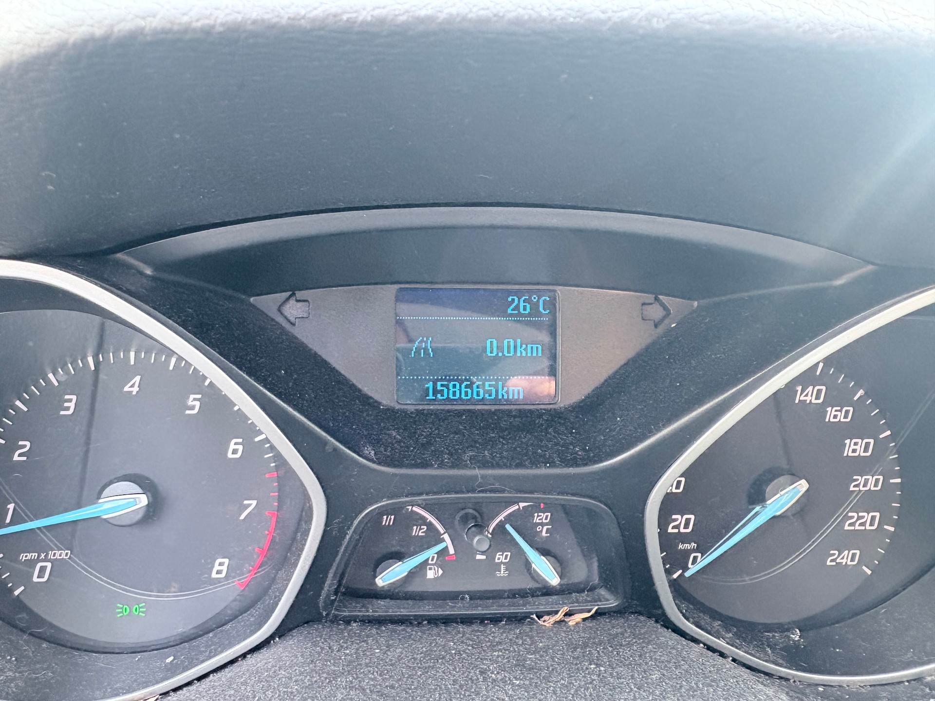 FORD Focus 1.6i VCT Titanium-image-7