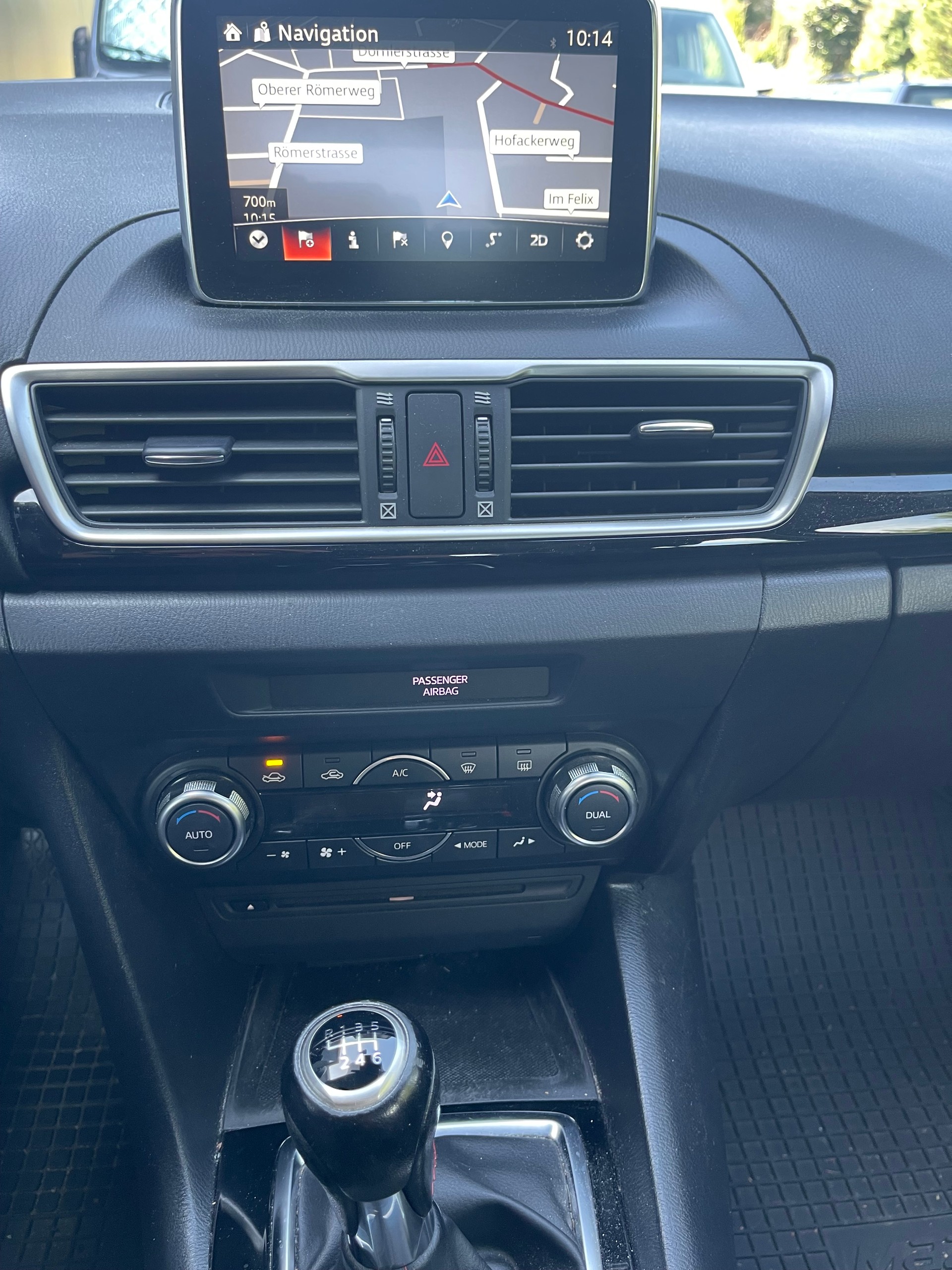 MAZDA 3 1.5 16V Ambition Plus-image-9
