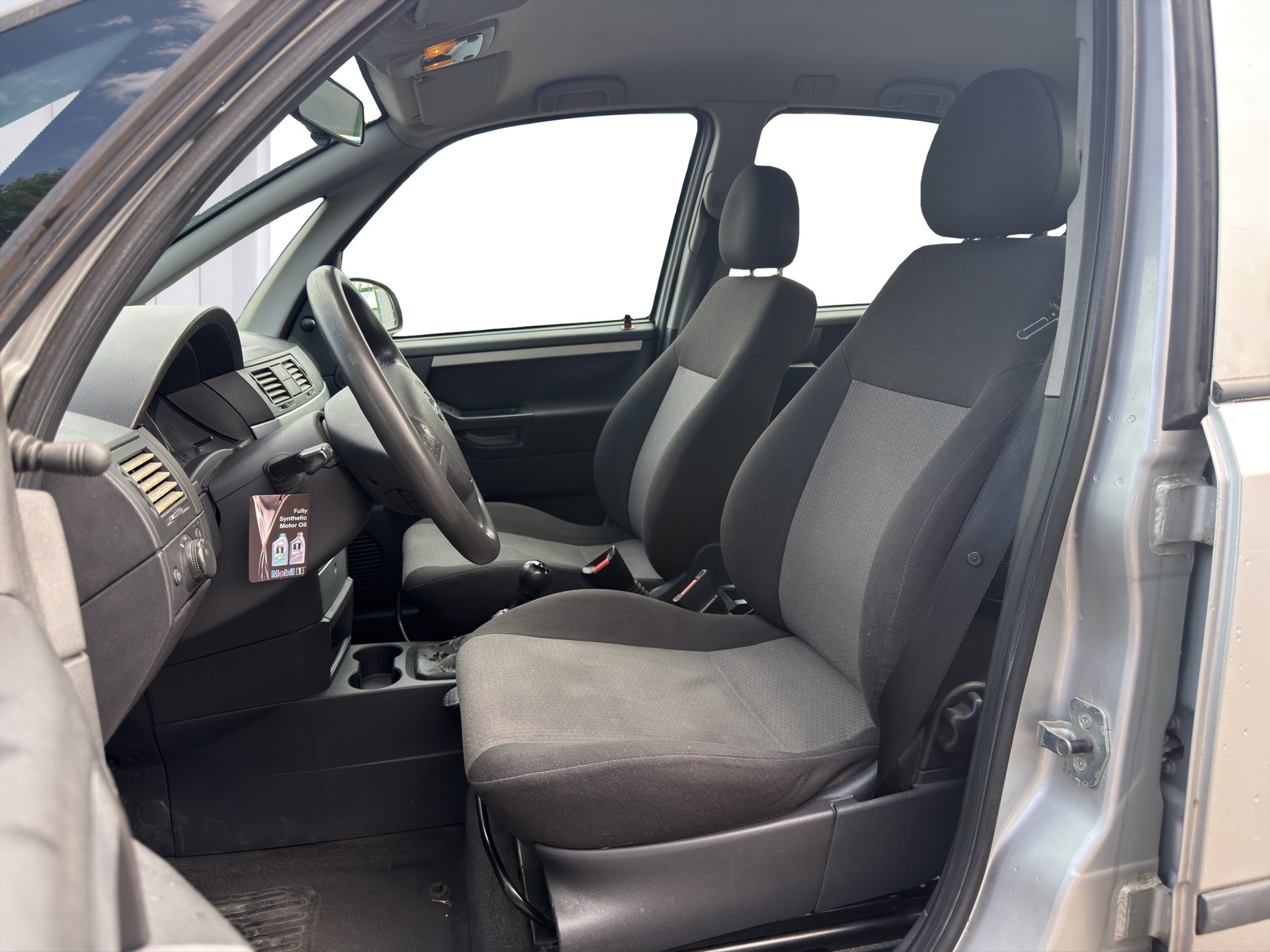 OPEL Meriva 1.7 CDTi Essentia-image-10