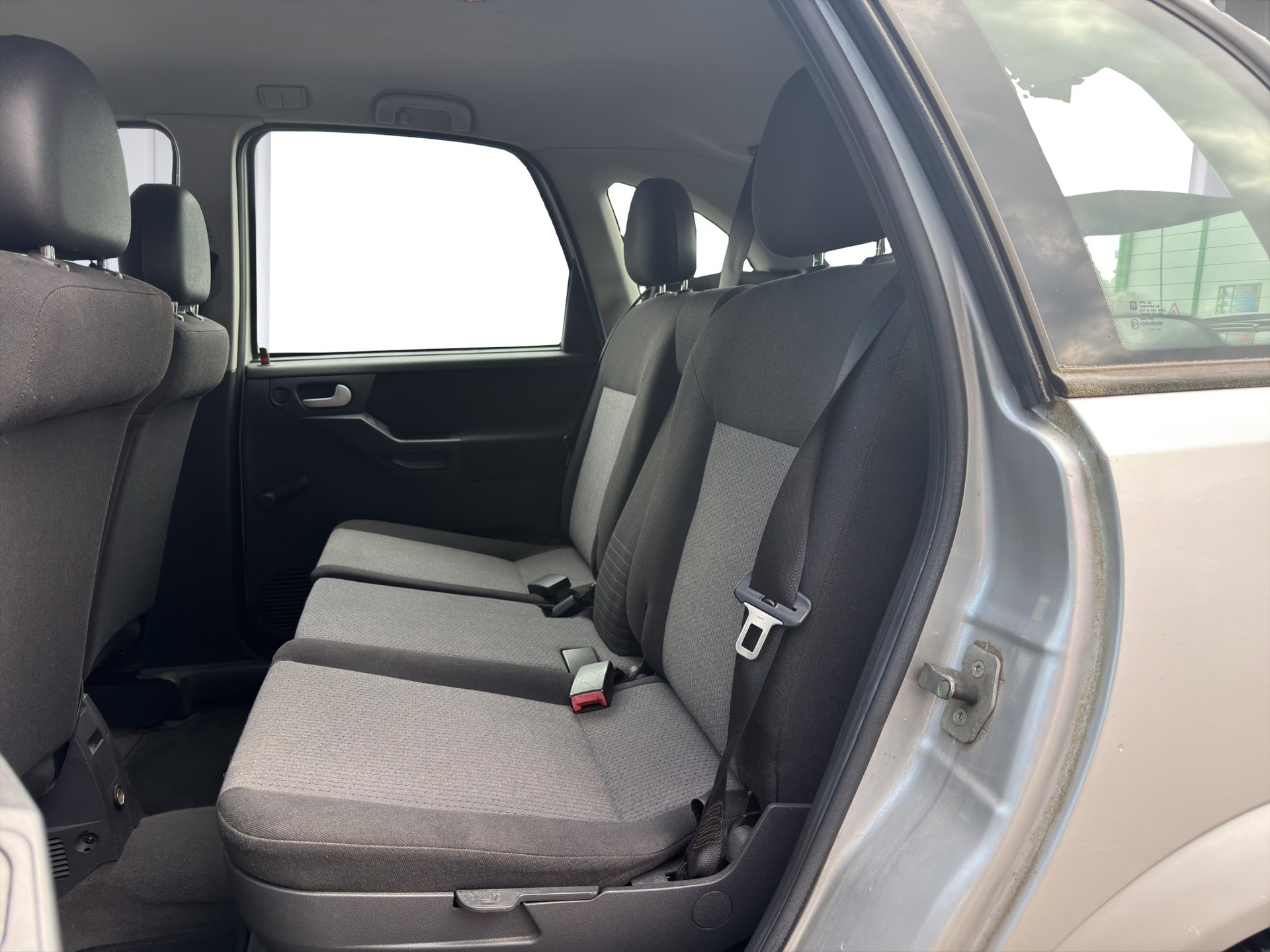 OPEL Meriva 1.7 CDTi Essentia-image-8