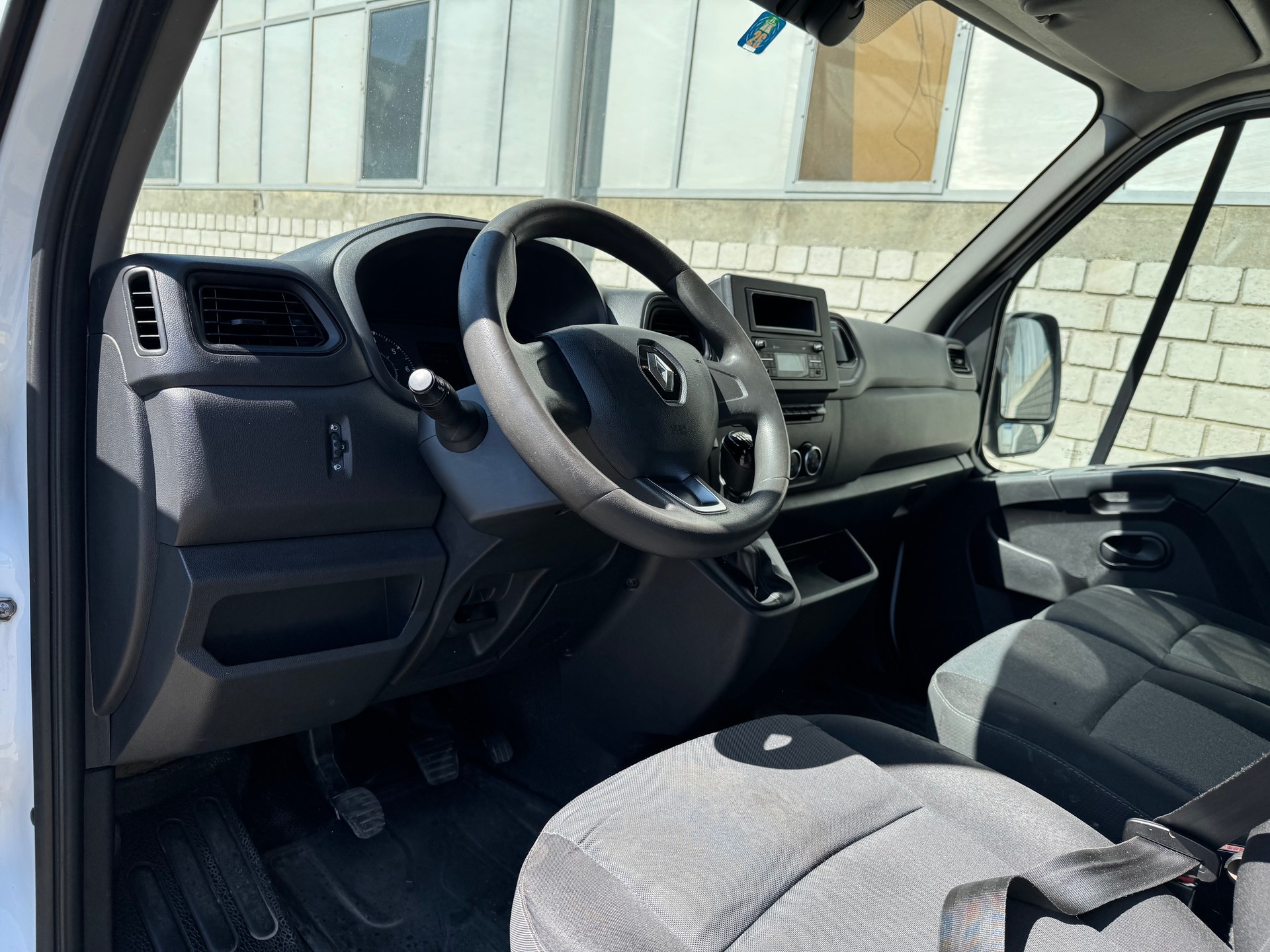 RENAULT Master T35 ENERGY 2.3dCi 145 L3 Grand Volume-image-10