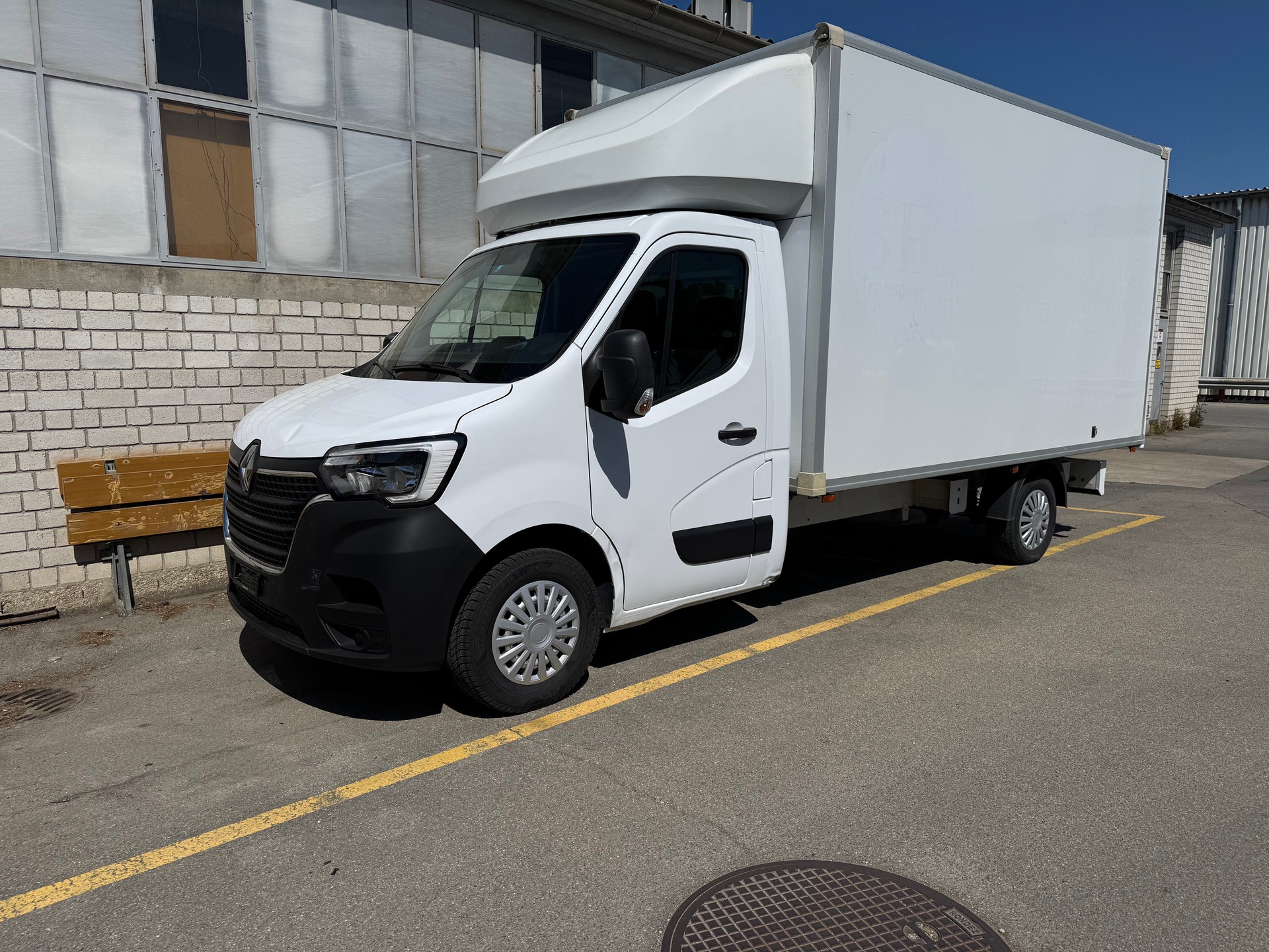 RENAULT Master T35 ENERGY 2.3dCi 145 L3 Grand Volume-image-4