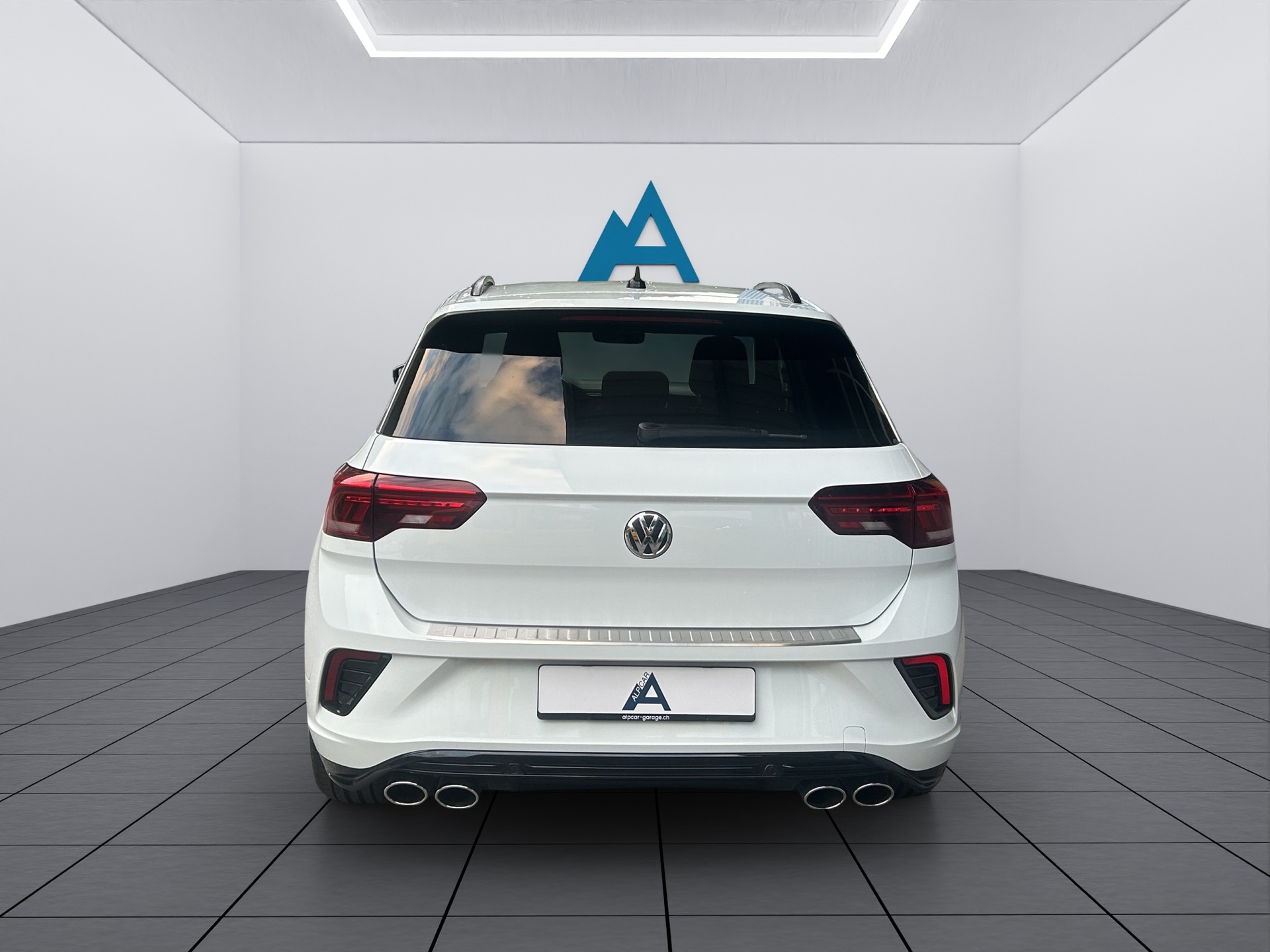 VW T-Roc 2.0 TSI R DSG 4Motion-image-5