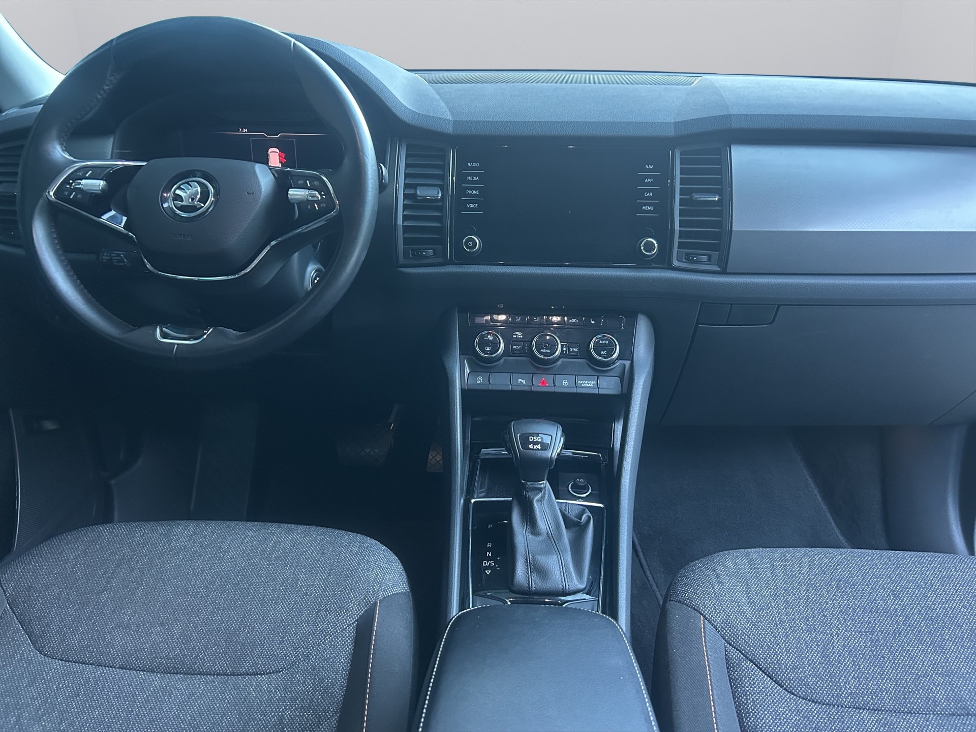 SKODA Kodiaq 2.0 TDI DSG 4x4-image-11