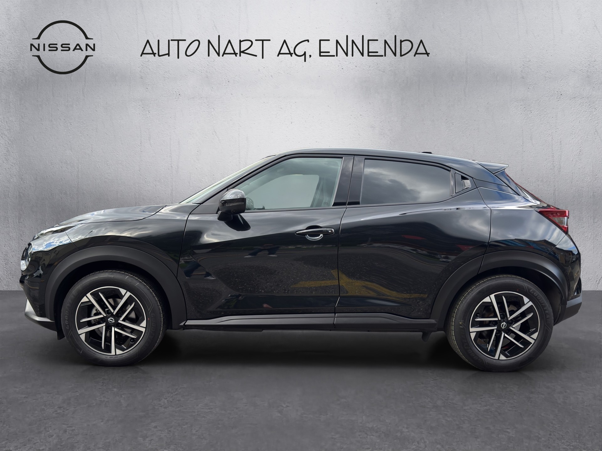 NISSAN Juke 1.6 FHEV N-Connecta-image-1