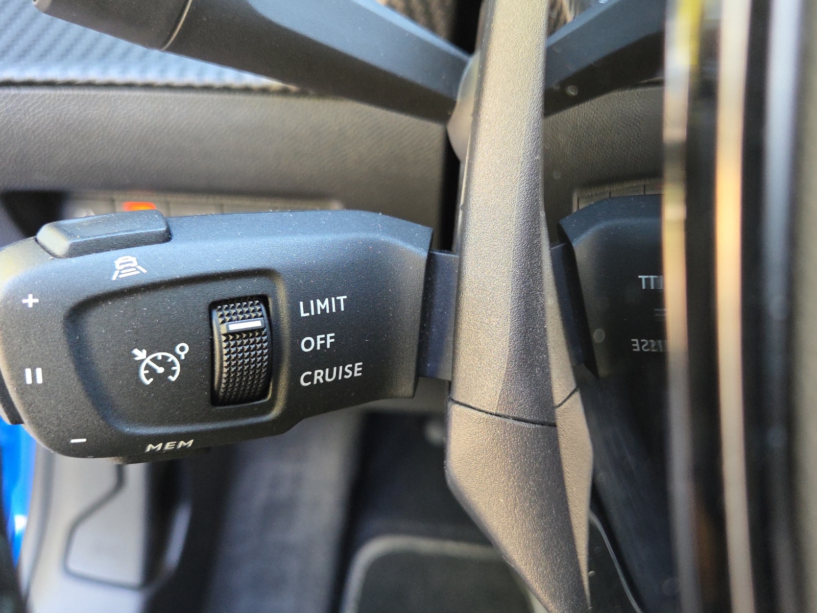 PEUGEOT 208 Elektrik GT-image-14