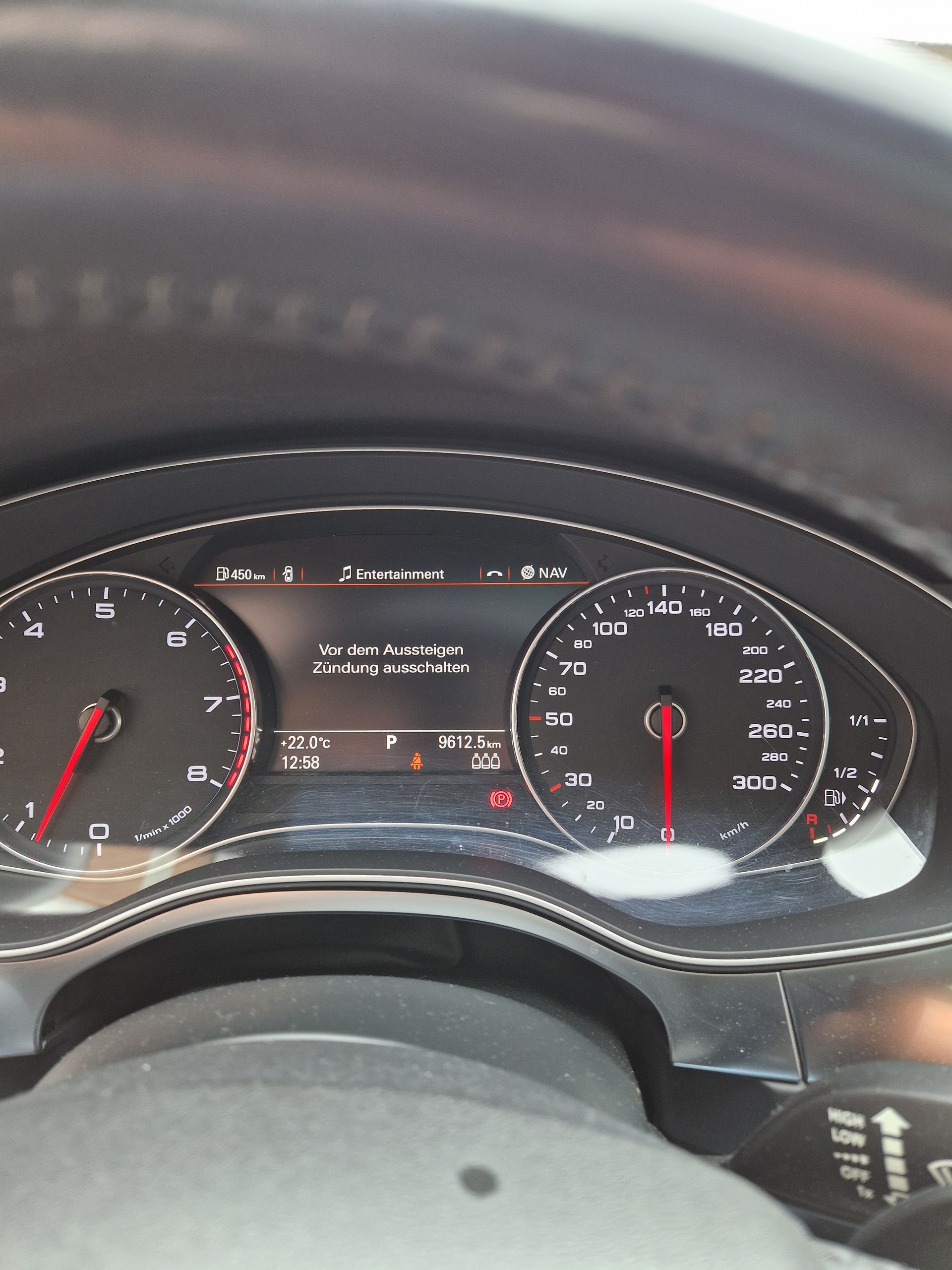 AUDI A6 Avant 3.0 TFSI V6 quattro S-tronic-image-14