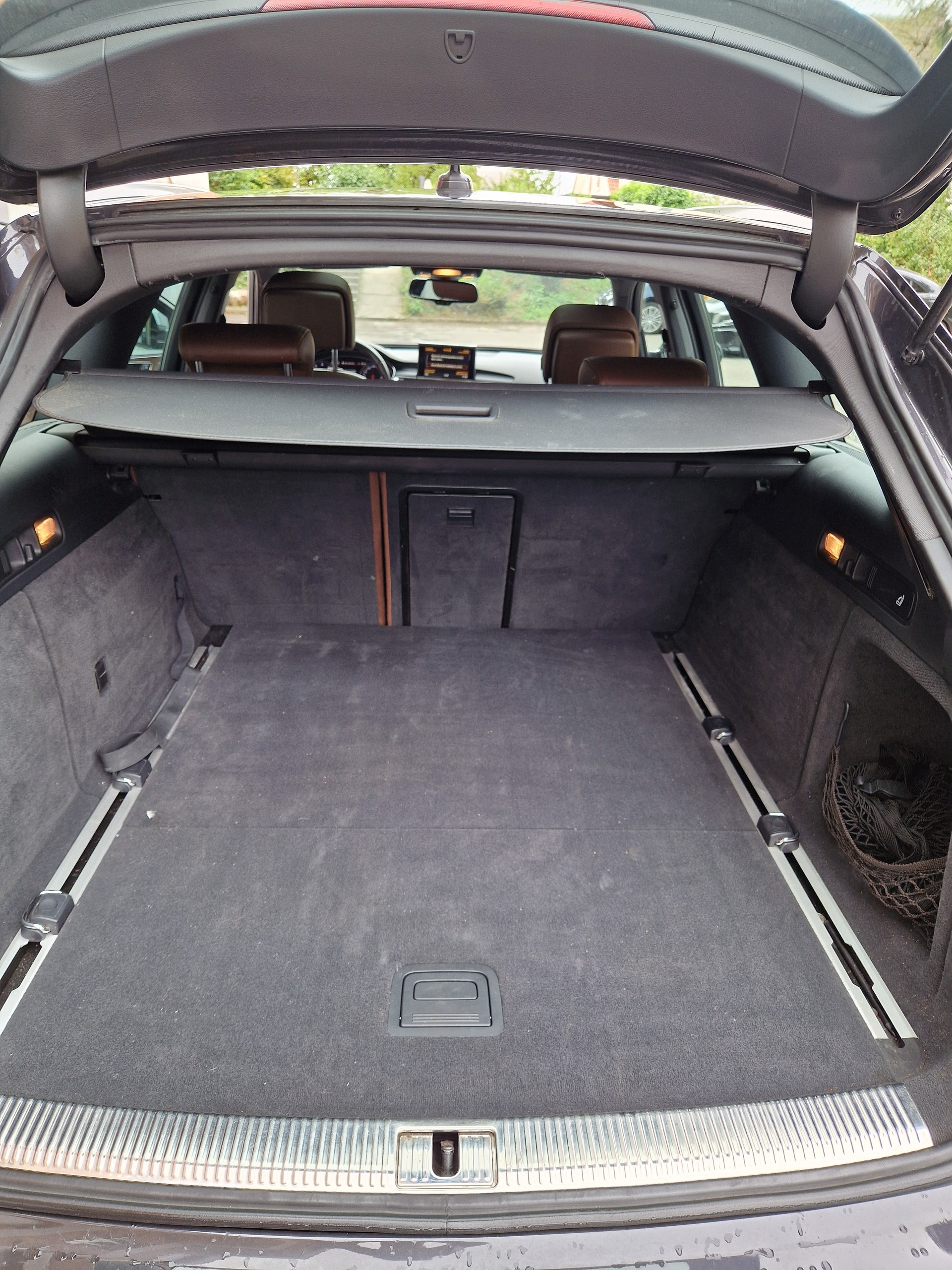 AUDI A6 Avant 3.0 TFSI V6 quattro S-tronic-image-15