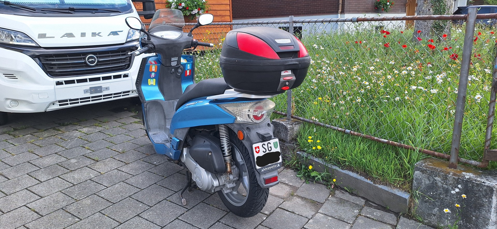 KYMCO People-image-2