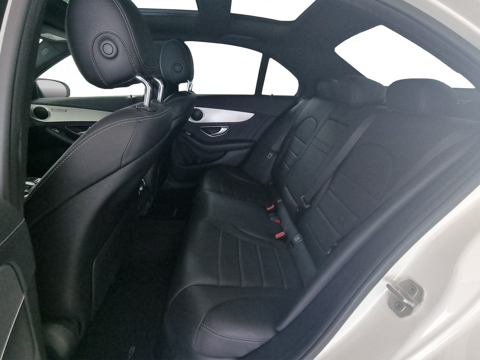 MERCEDES-BENZ C 200 4Matic-image-6