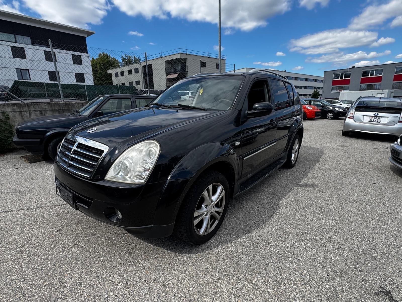 KGM-SsangYong Rexton RX 270 XVT Limited Edition Automatic-image-3