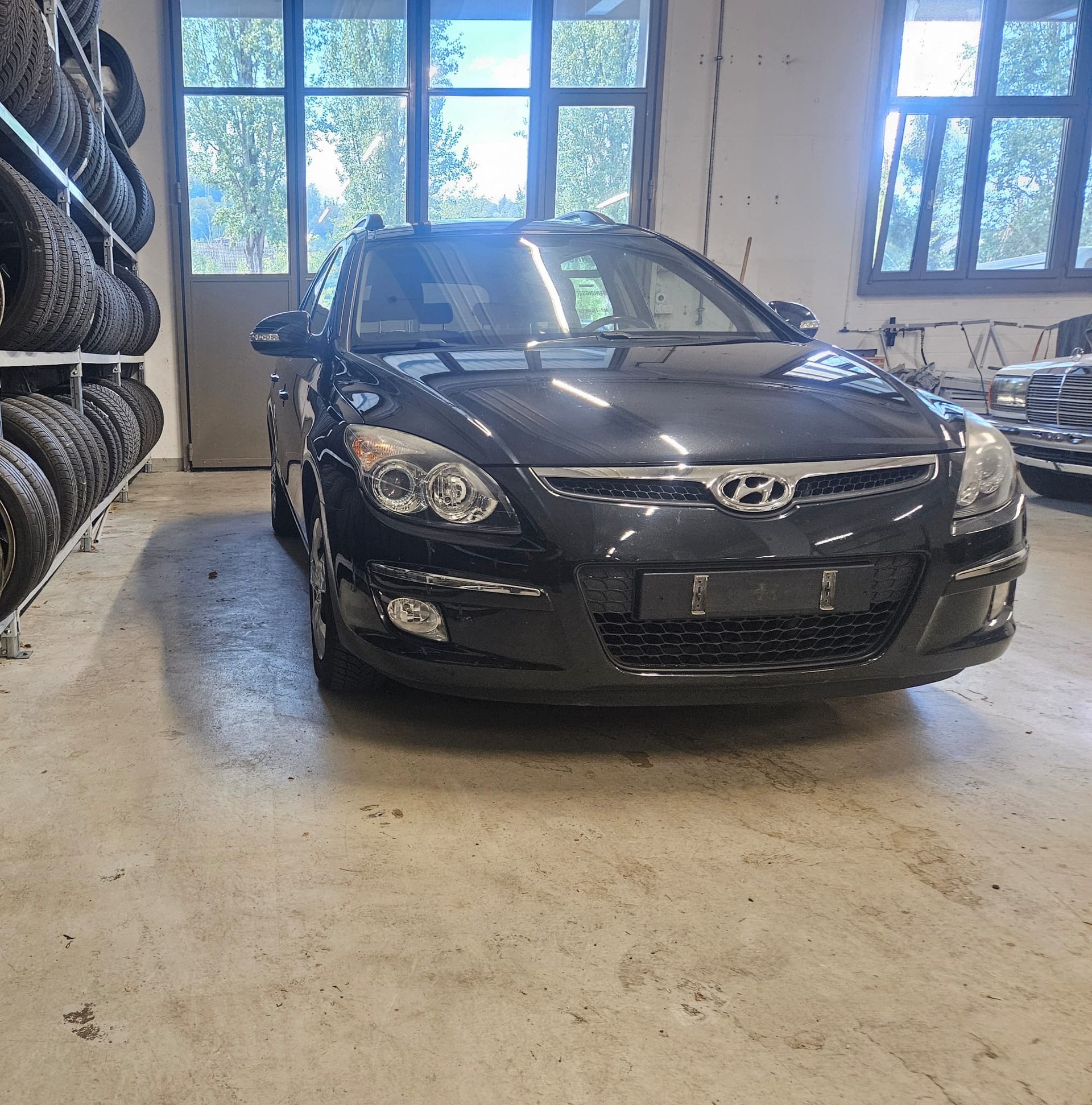 HYUNDAI i30-image-4