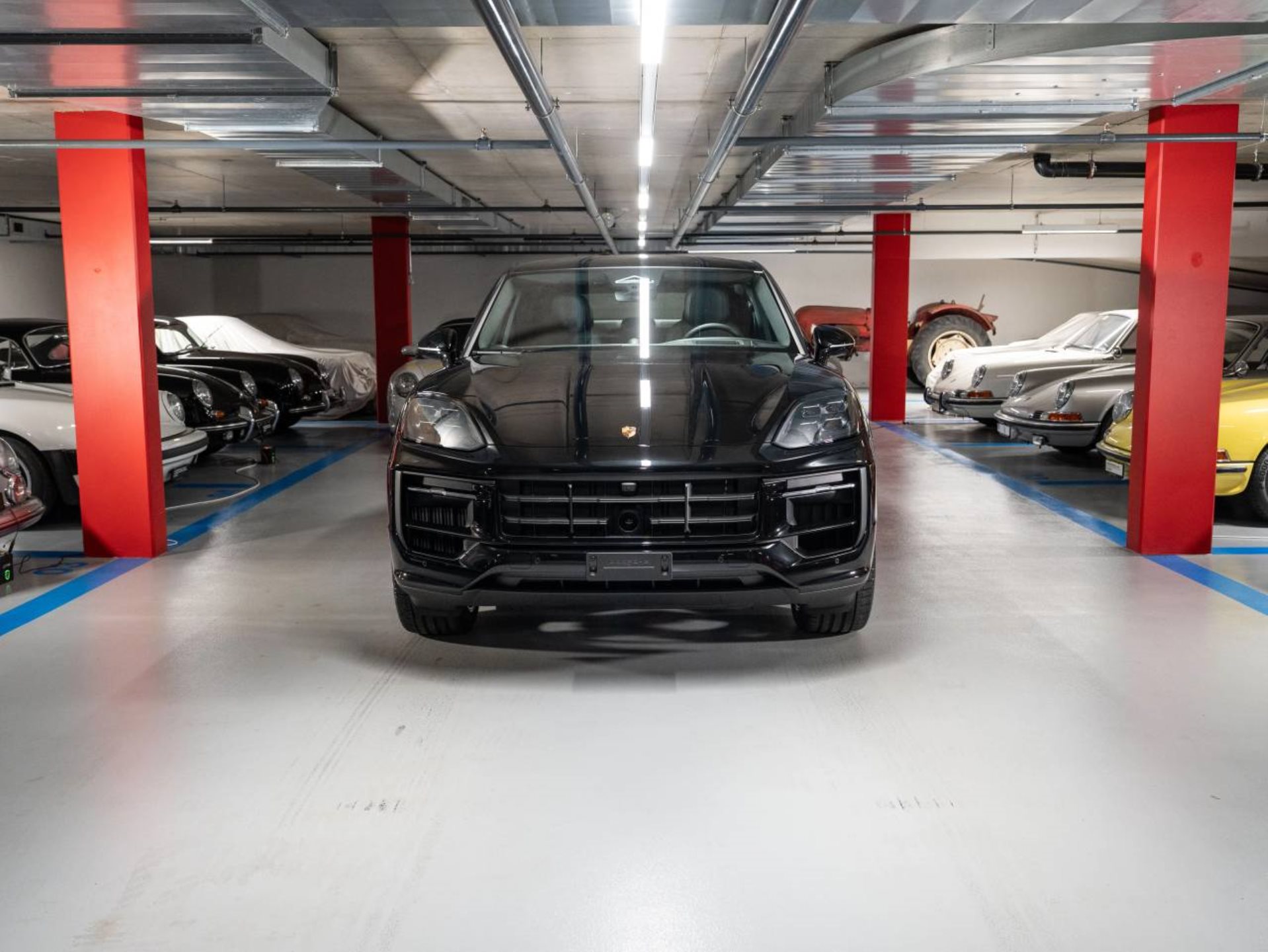 PORSCHE Cayenne Coupé Black Edition-image-6