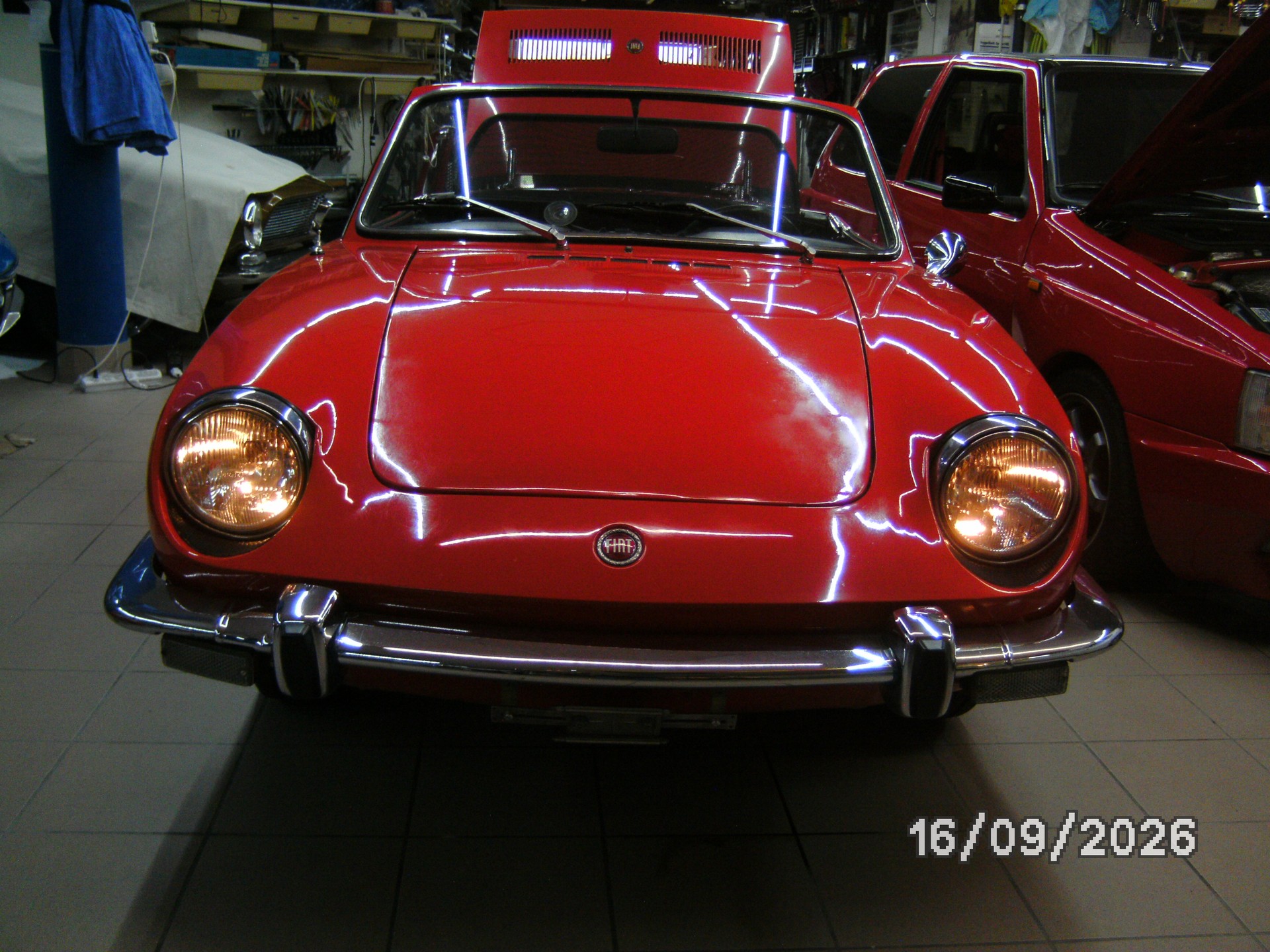 FIAT Spider-image-3