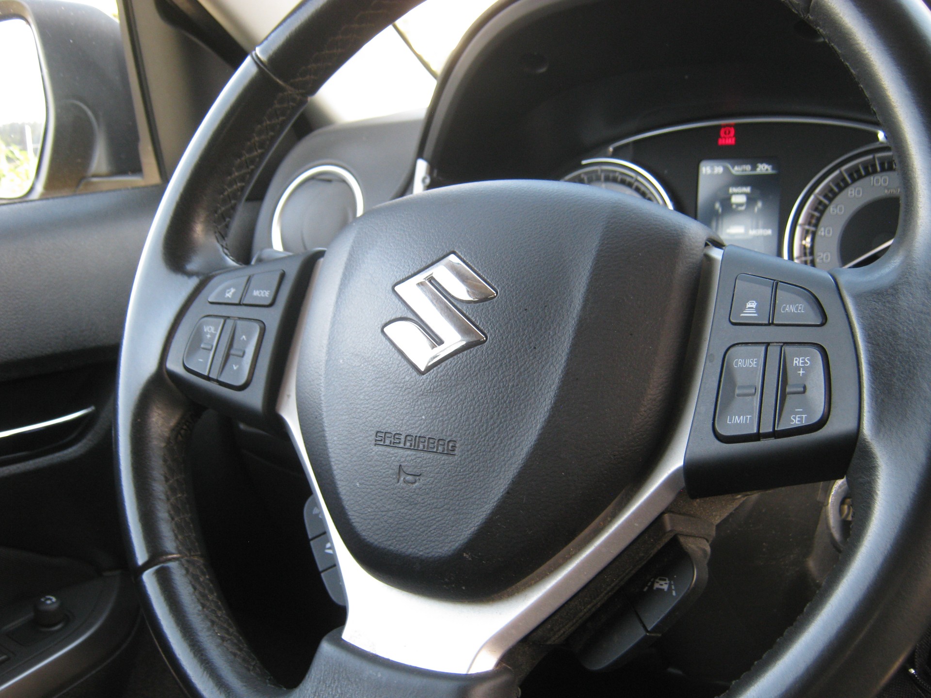 SUZUKI Vitara 1.4 Boosterjet Compact Top Hybrid-image-12