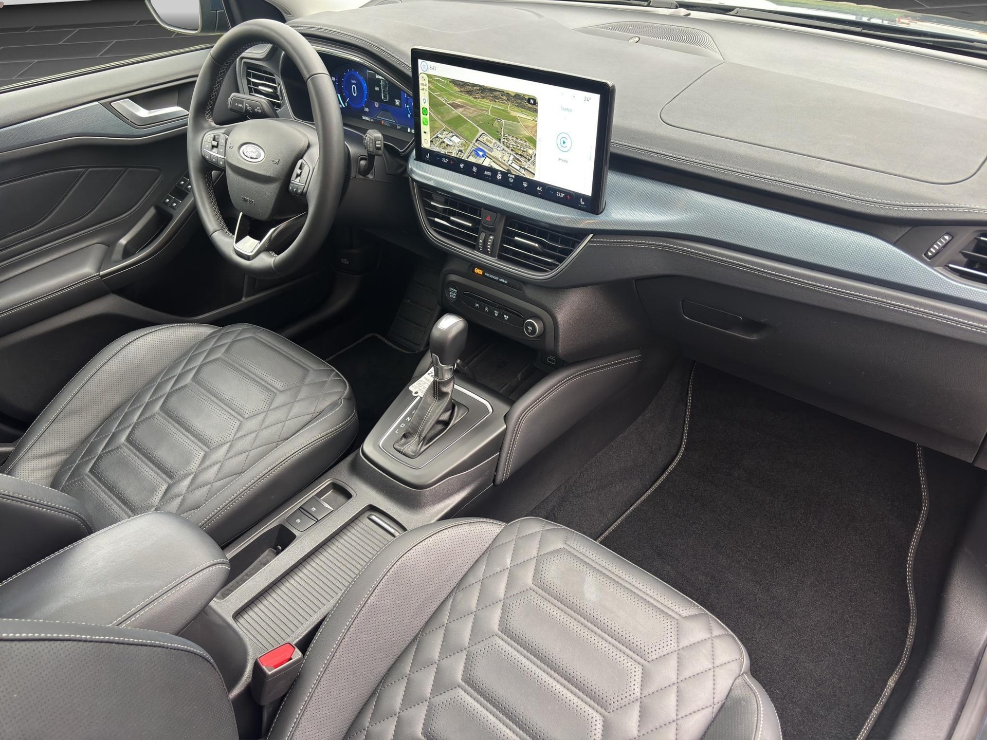 FORD Focus 1.0i EcoB Hybrid 155 Active X-image-9