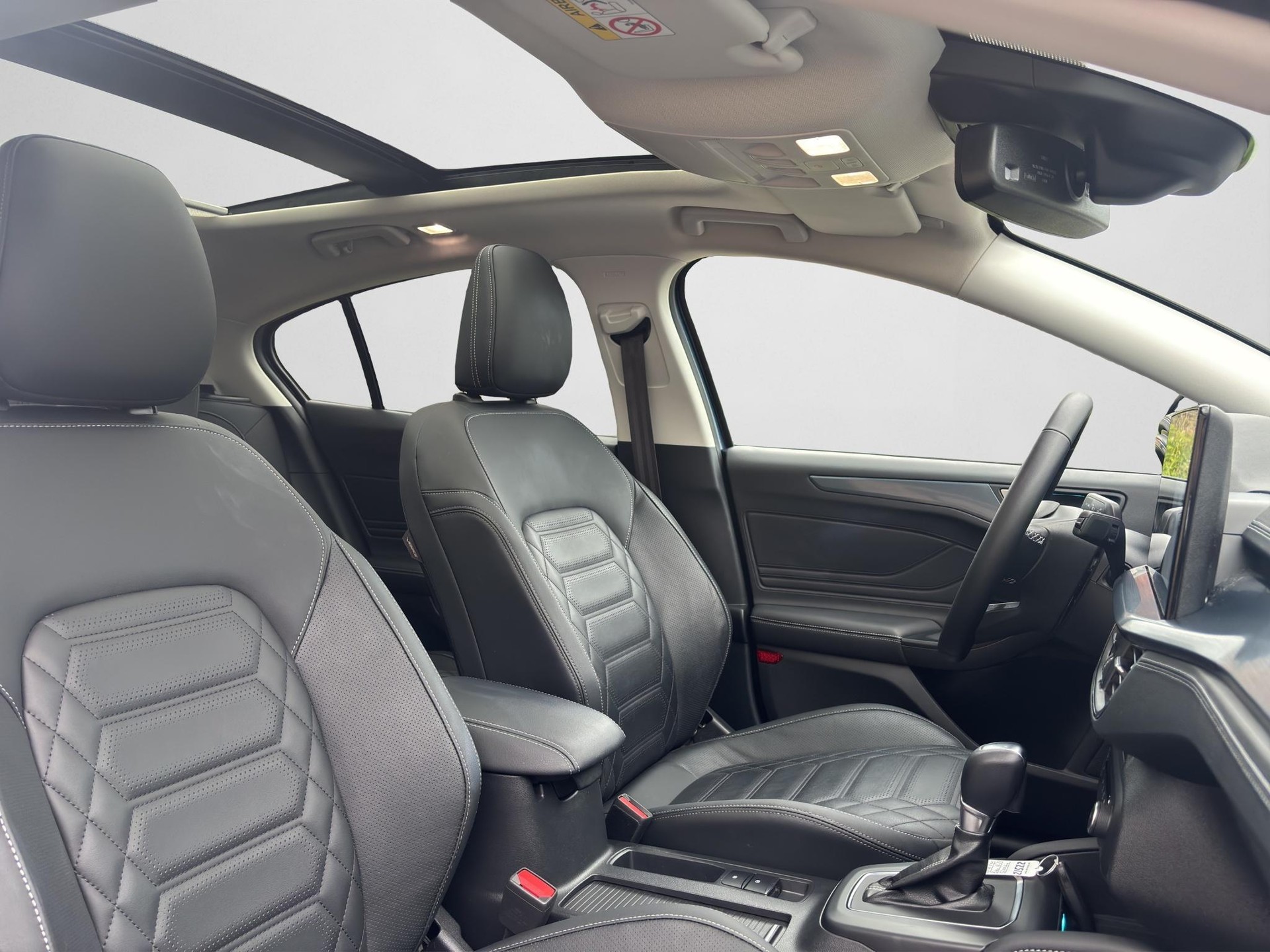 FORD Focus 1.0i EcoB Hybrid 155 Active X-image-10