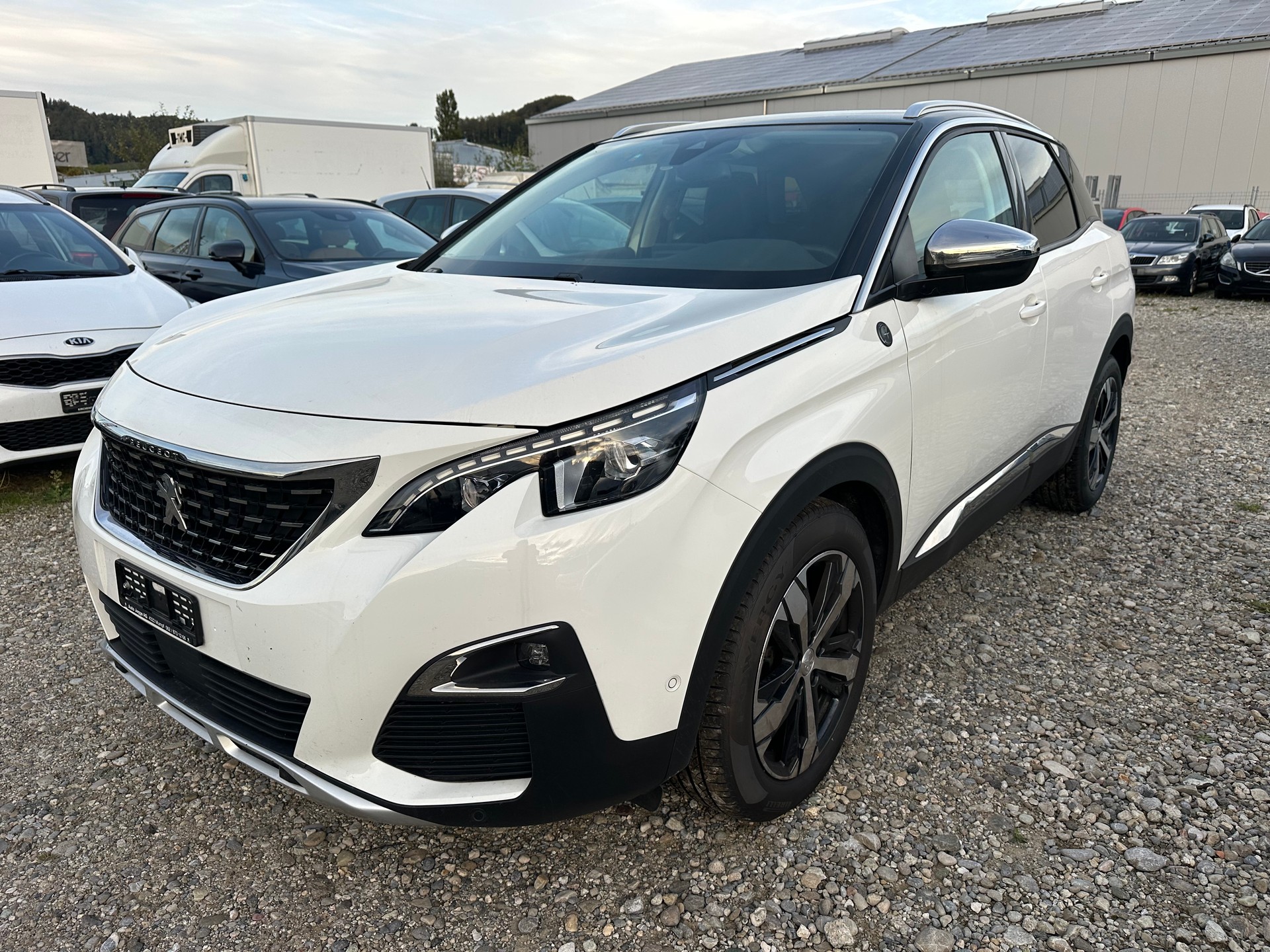 PEUGEOT 3008 1.2 PureTech Crossway EAT-image-0