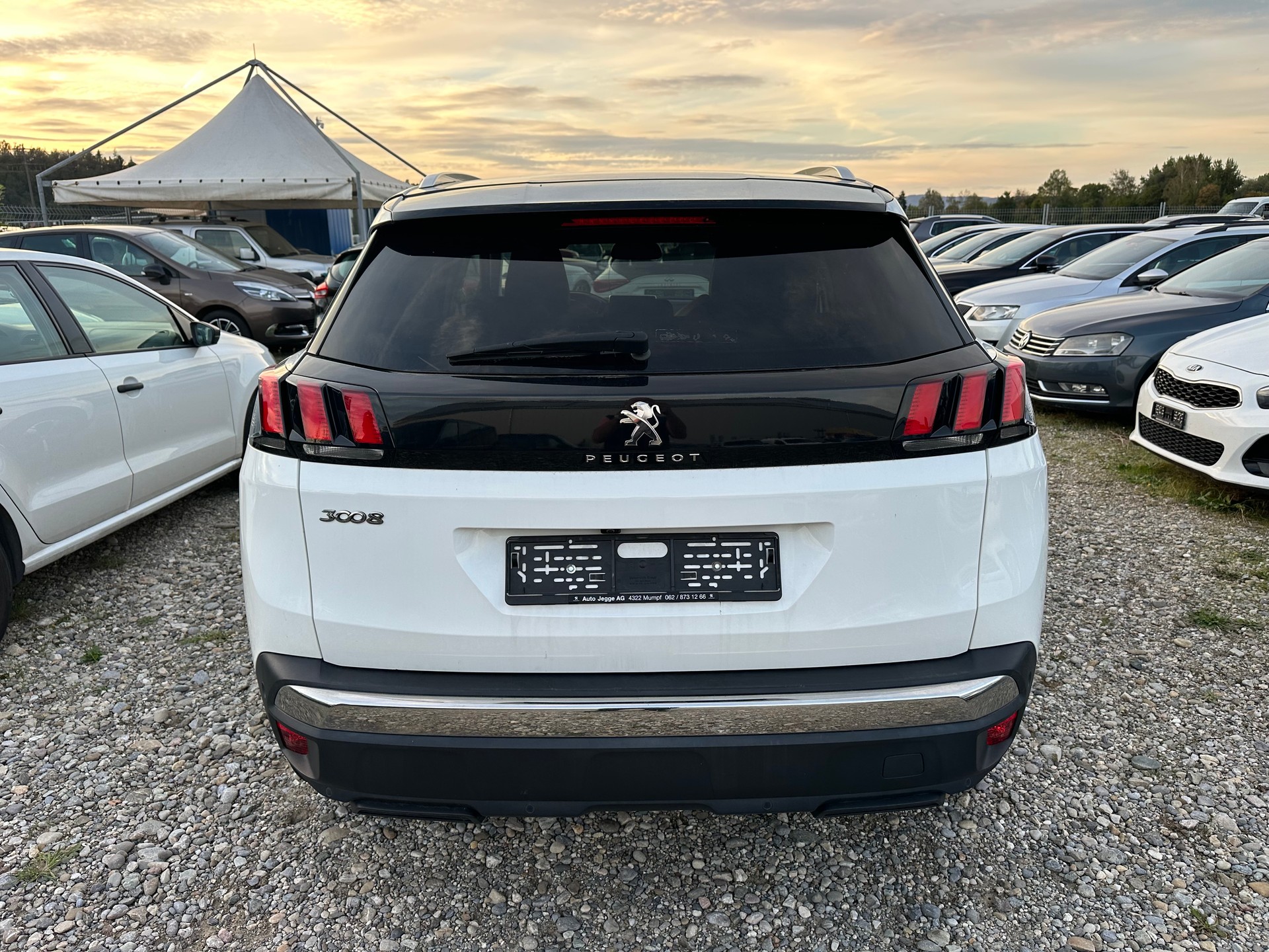 PEUGEOT 3008 1.2 PureTech Crossway EAT-image-4