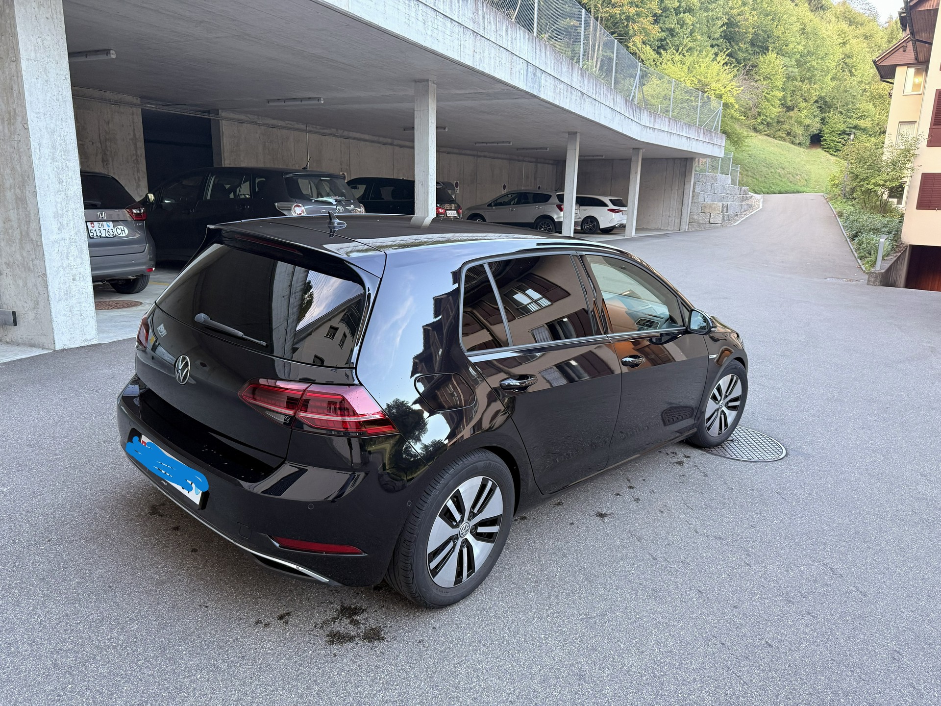 VW e-image-1