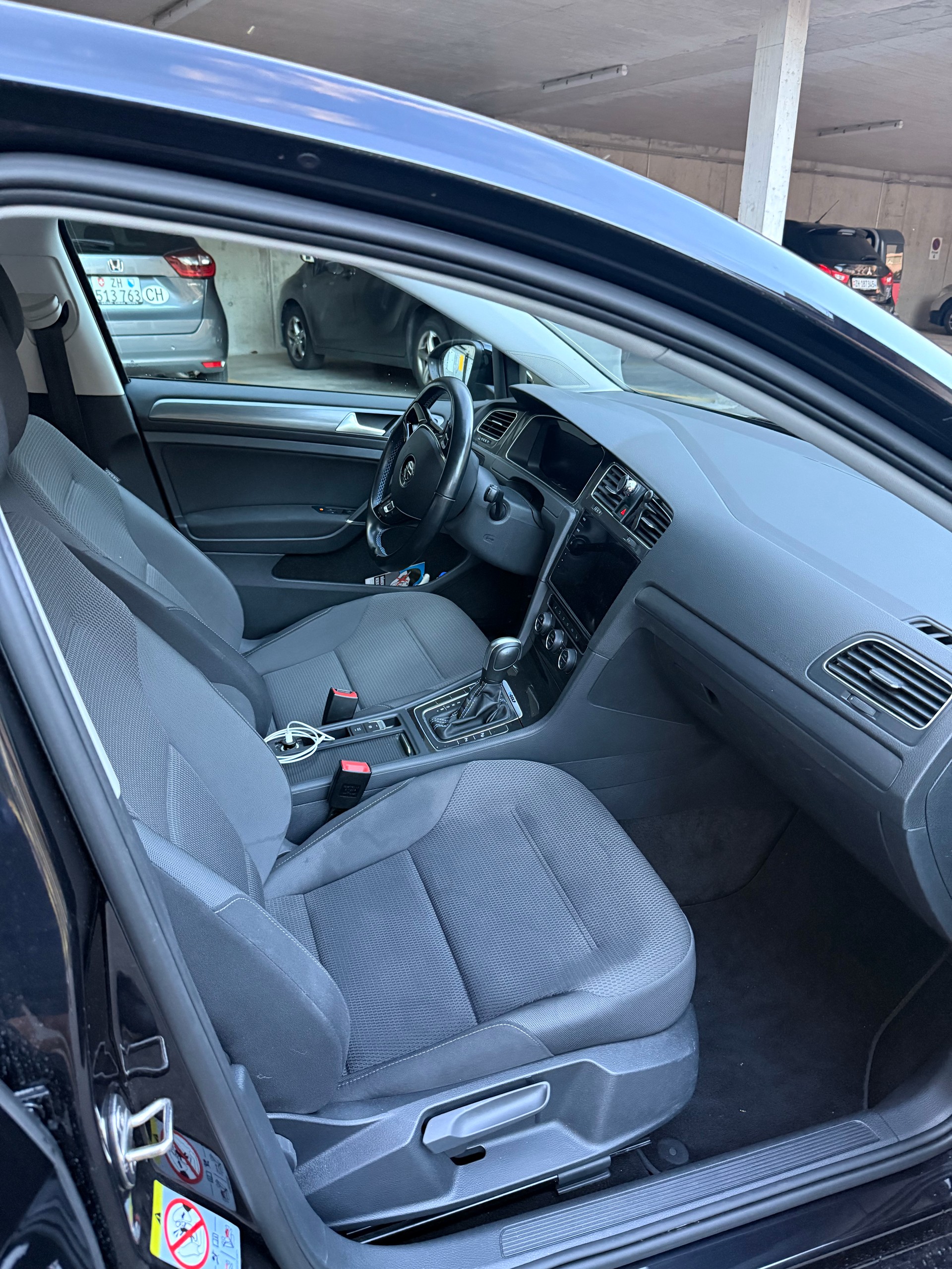 VW e-image-5