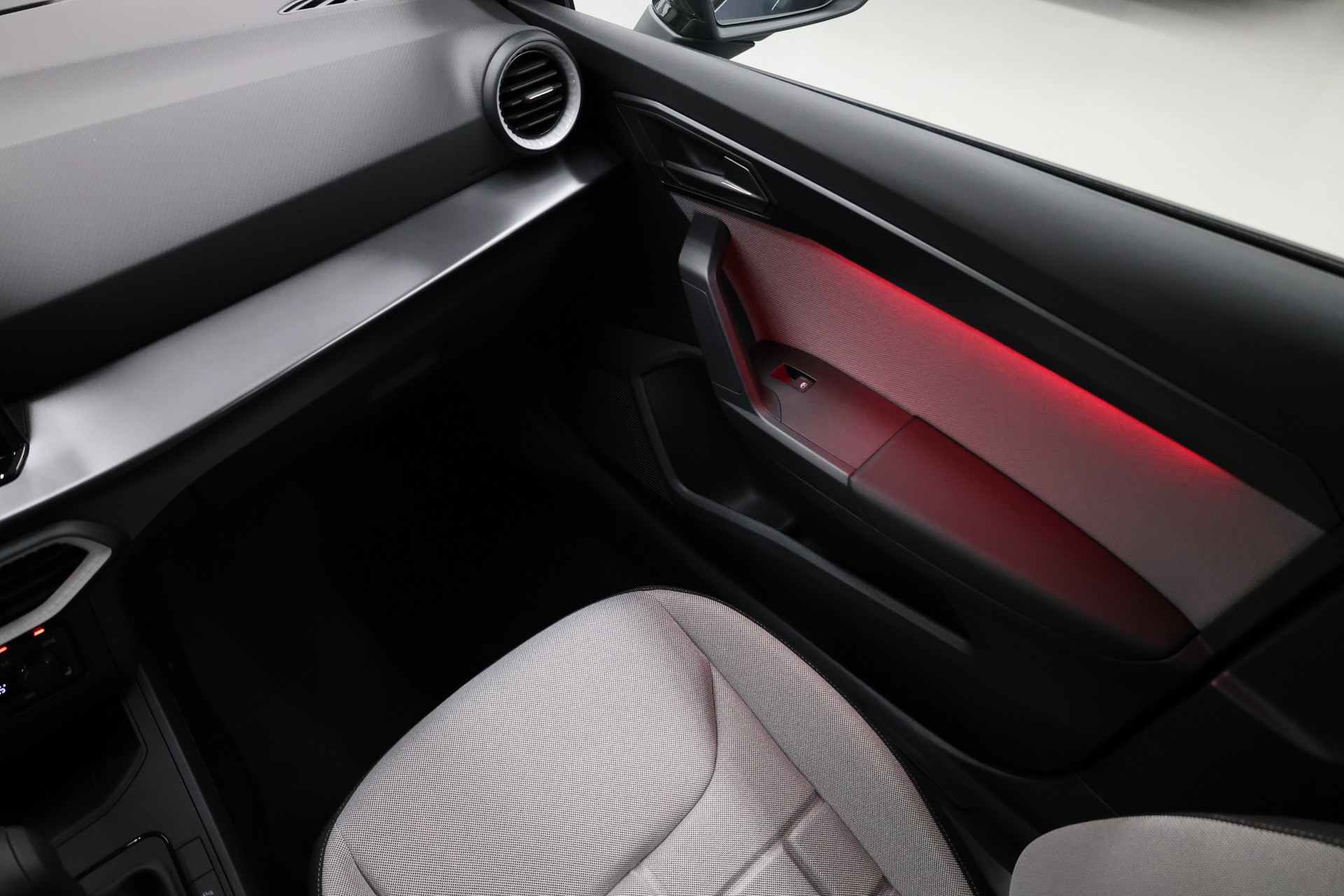 SEAT Ibiza 1.0 TSI 115 FR DSG-image-21