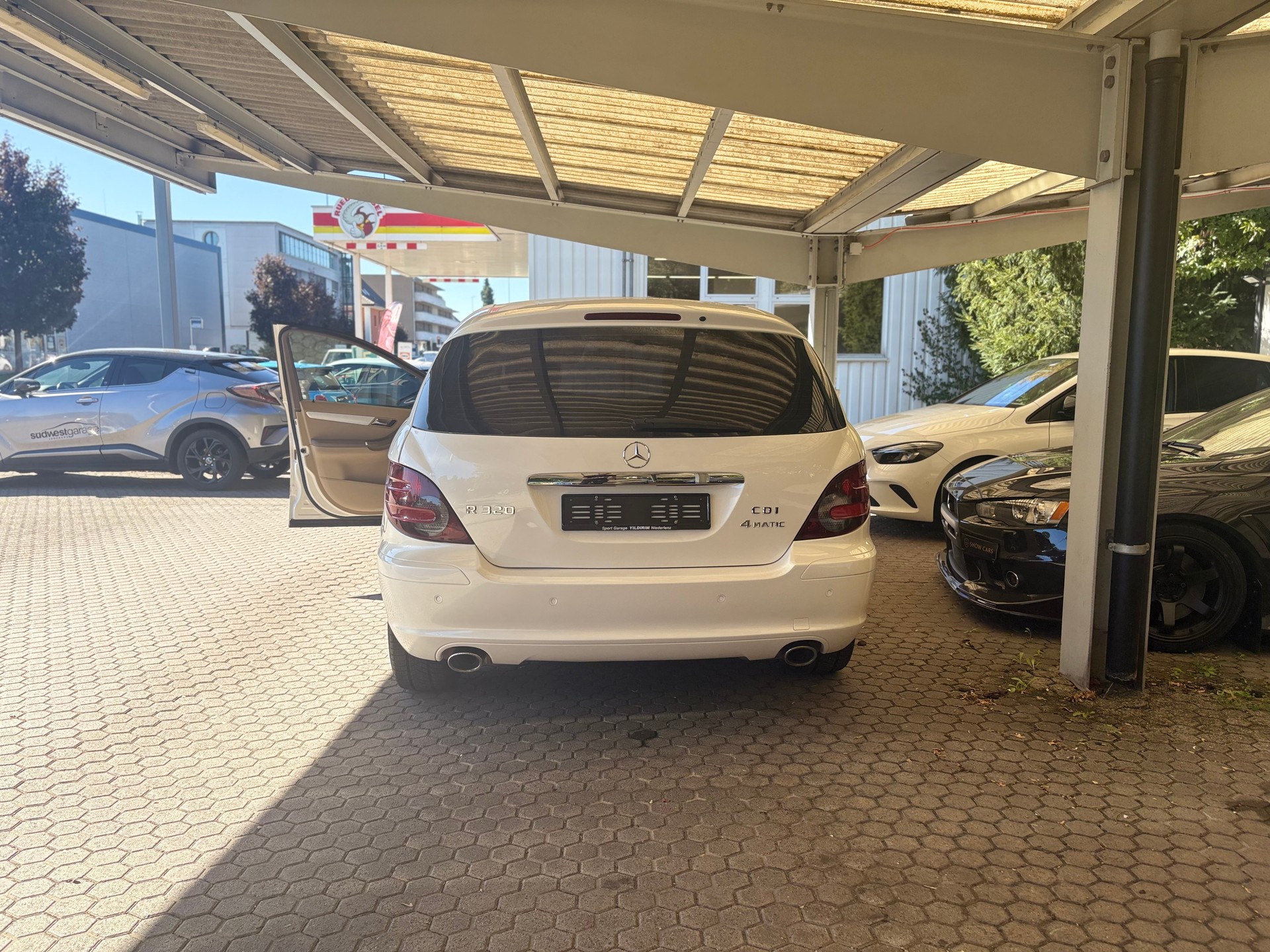 MERCEDES-BENZ R 320 CDI L 4Matic 7G-Tronic-image-4