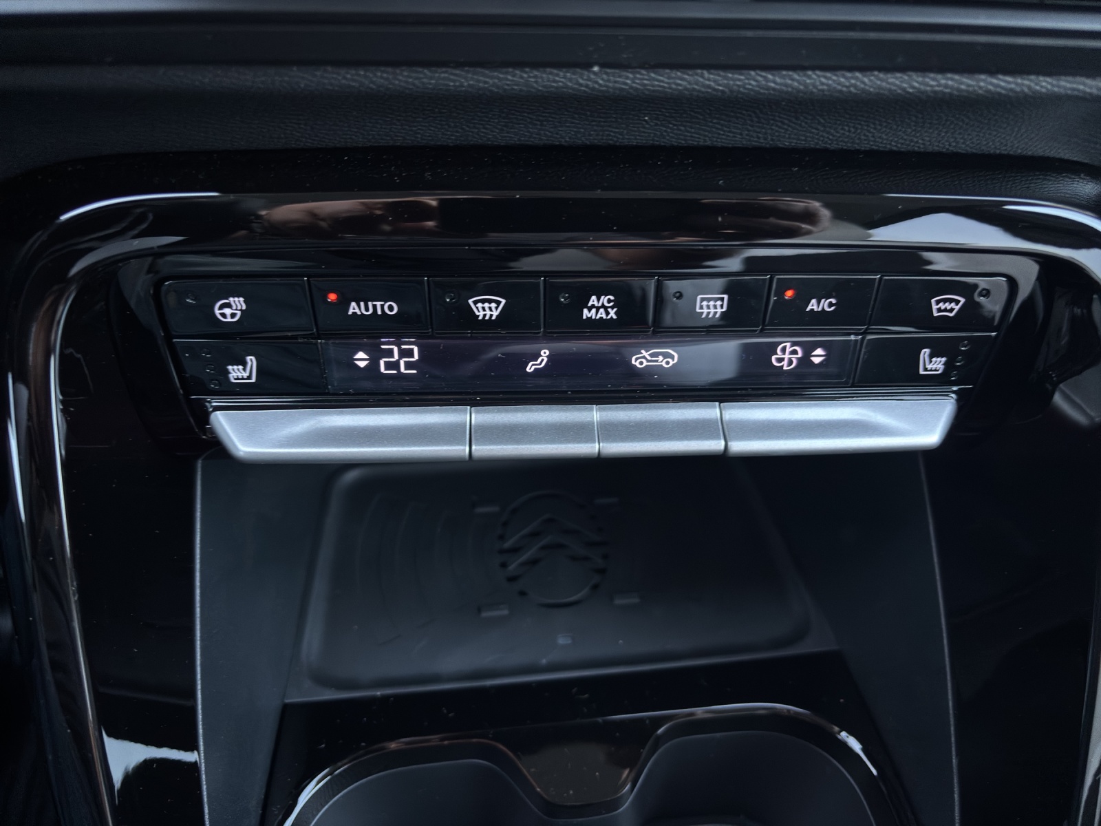 CITROEN C3 1.2 Hybrid Max-image-13